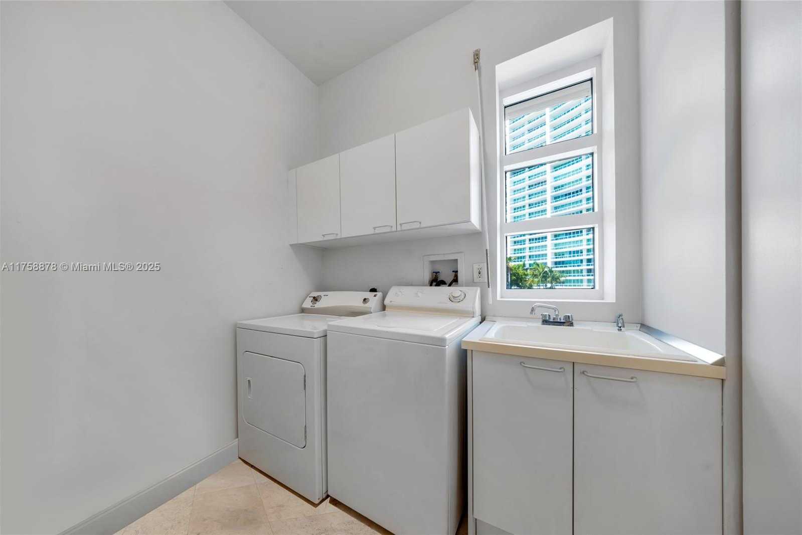 Small Image of 20165 NORTH EAST 39TH PL #503, Aventura Number 22