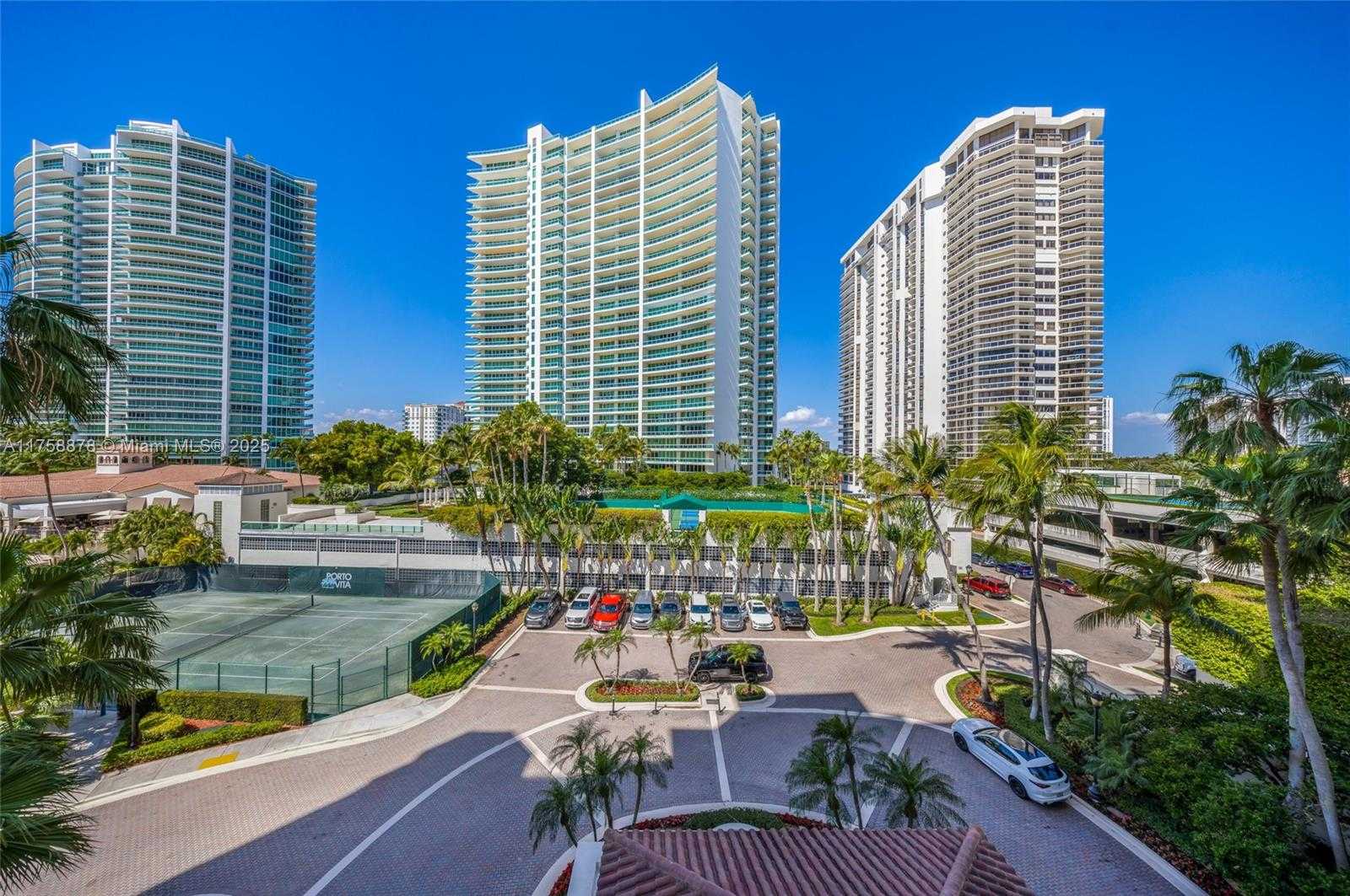 Small Image of 20165 NORTH EAST 39TH PL #503, Aventura Number 3