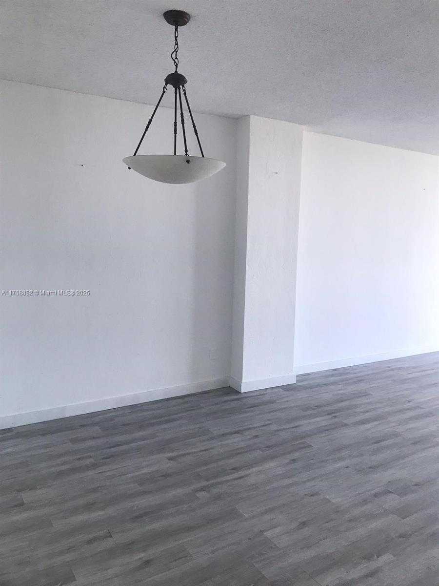 Small Image of 19380 COLLINS AVE #1018, Sunny Isles Beach Number 10