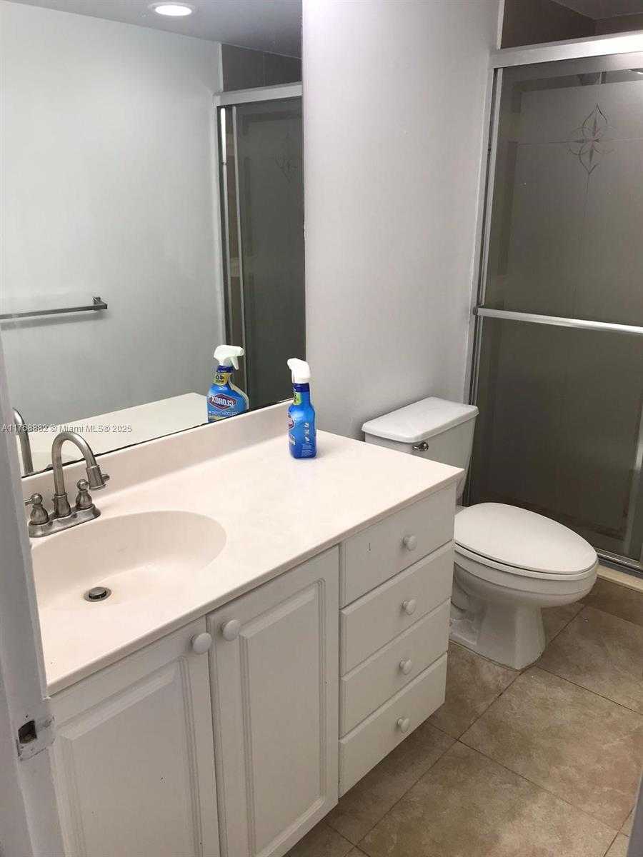 Small Image of 19380 COLLINS AVE #1018, Sunny Isles Beach Number 7