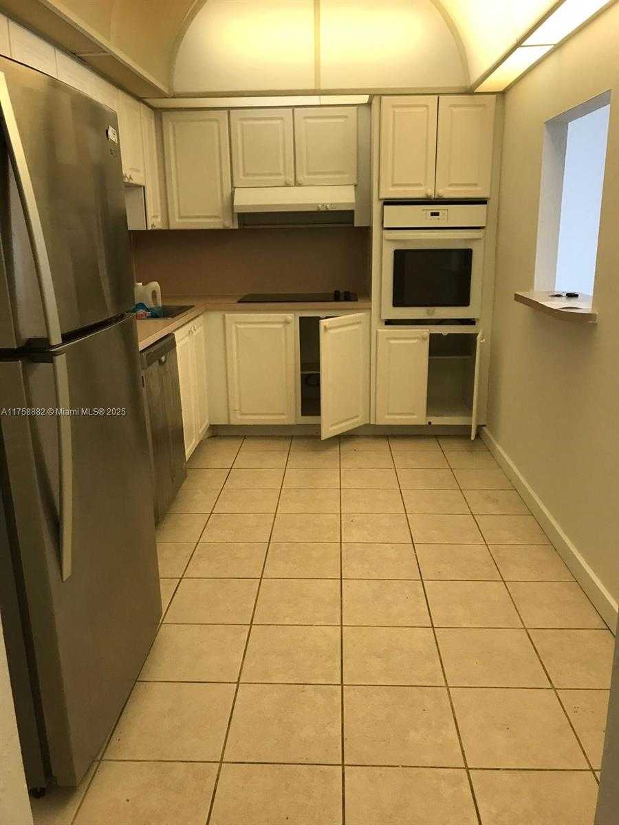 Small Image of 19380 COLLINS AVE #1018, Sunny Isles Beach Number 8