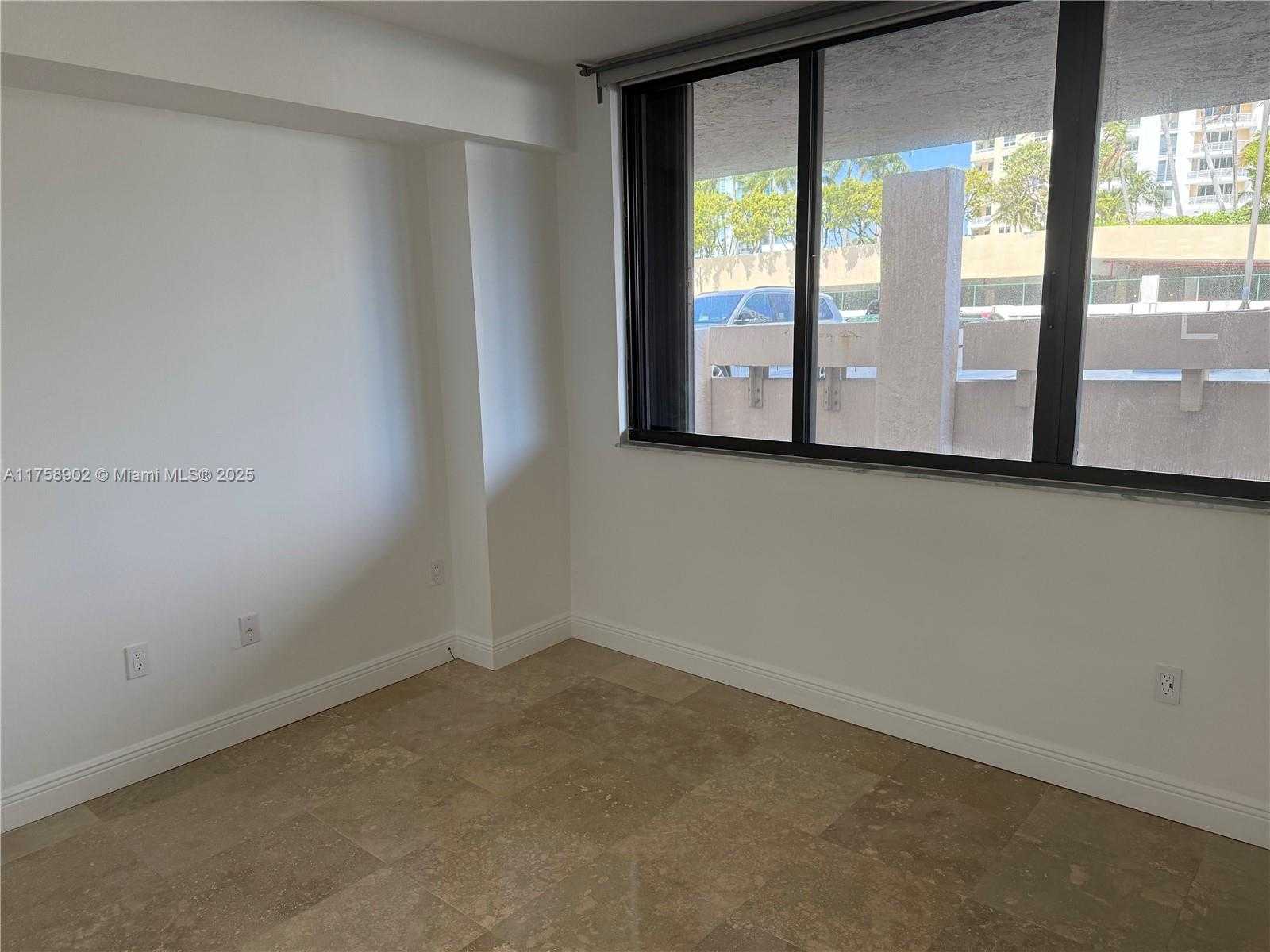 Small Image of 540 BRICKELL KEY DR #410, Miami Number 13