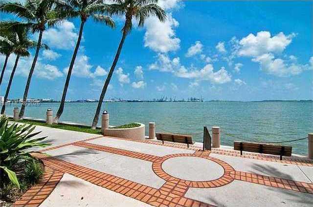 Small Image of 540 BRICKELL KEY DR #410, Miami Number 3