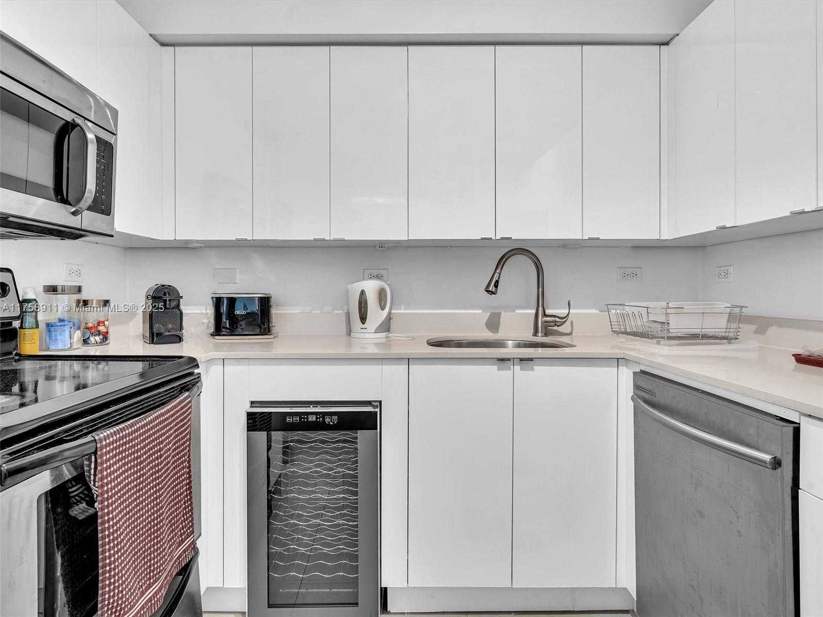 Small Image of 1500 BAY RD #516S, Miami Beach Number 15