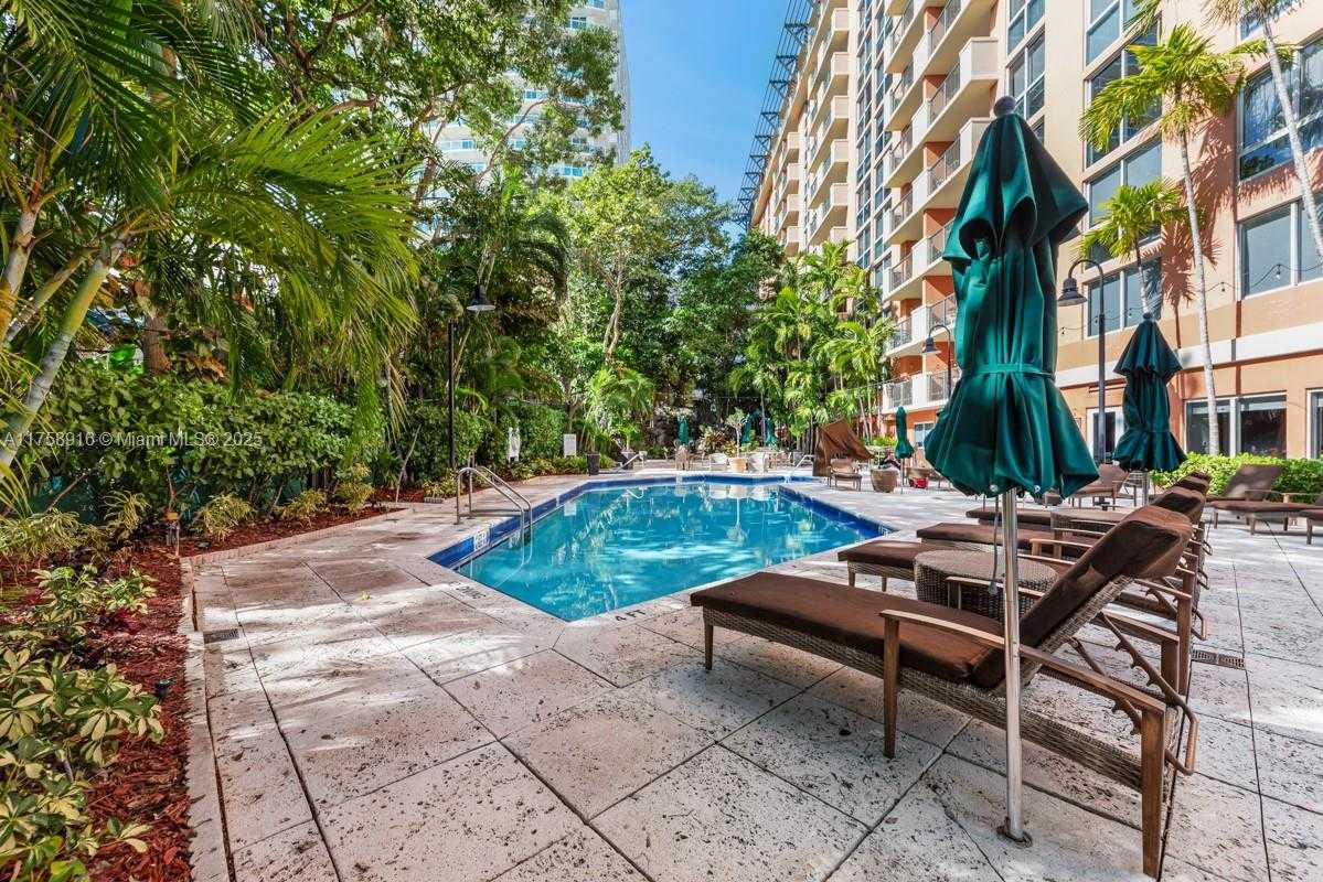 Small Image of 2951 SOUTH BAYSHORE DR #917, Miami Number 13
