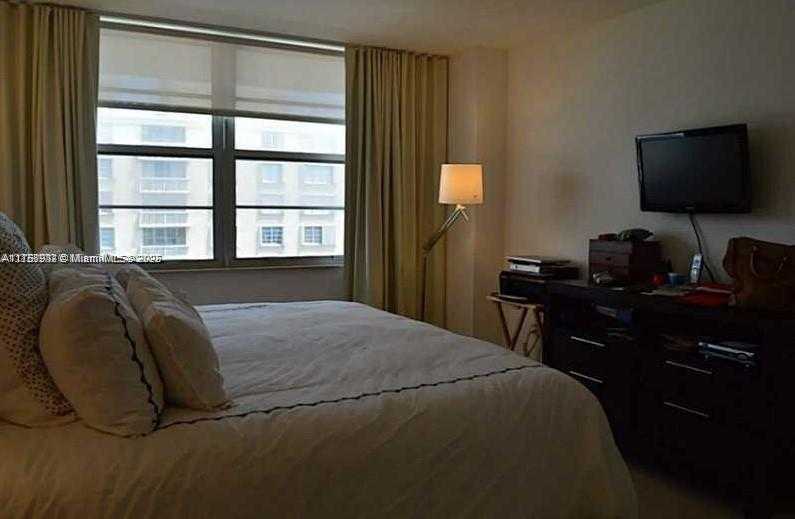 Small Image of 150 SOUTH EAST 25 RD #9B, Miami Number 21