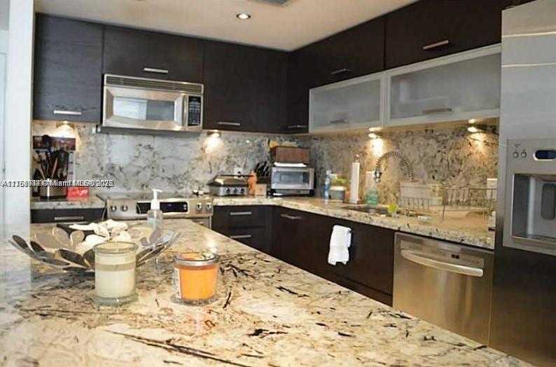 Small Image of 150 SOUTH EAST 25 RD #9B, Miami Number 7
