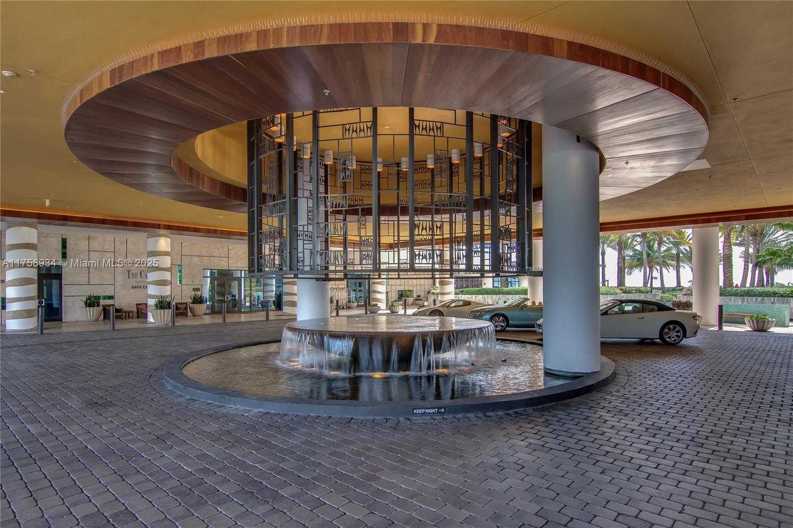 Small Image of 6801 COLLINS AVE #610 DOOR #612, Miami Beach Number 21