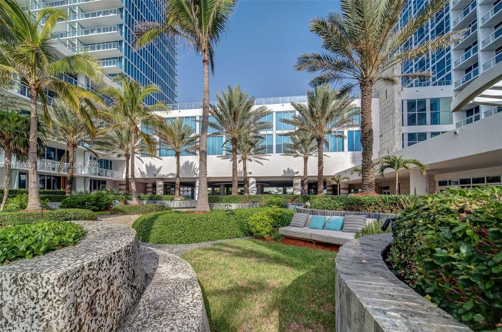 Small Image of 6801 COLLINS AVE #610 DOOR #612, Miami Beach Number 28