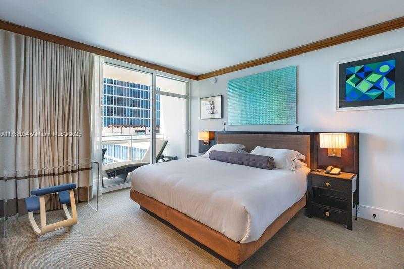 Small Image of 6801 COLLINS AVE #610 DOOR #612, Miami Beach Number 4