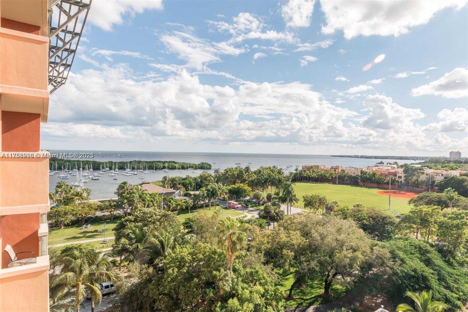 Small Image of 2951 SOUTH BAYSHORE DR #1008, Miami Number 16