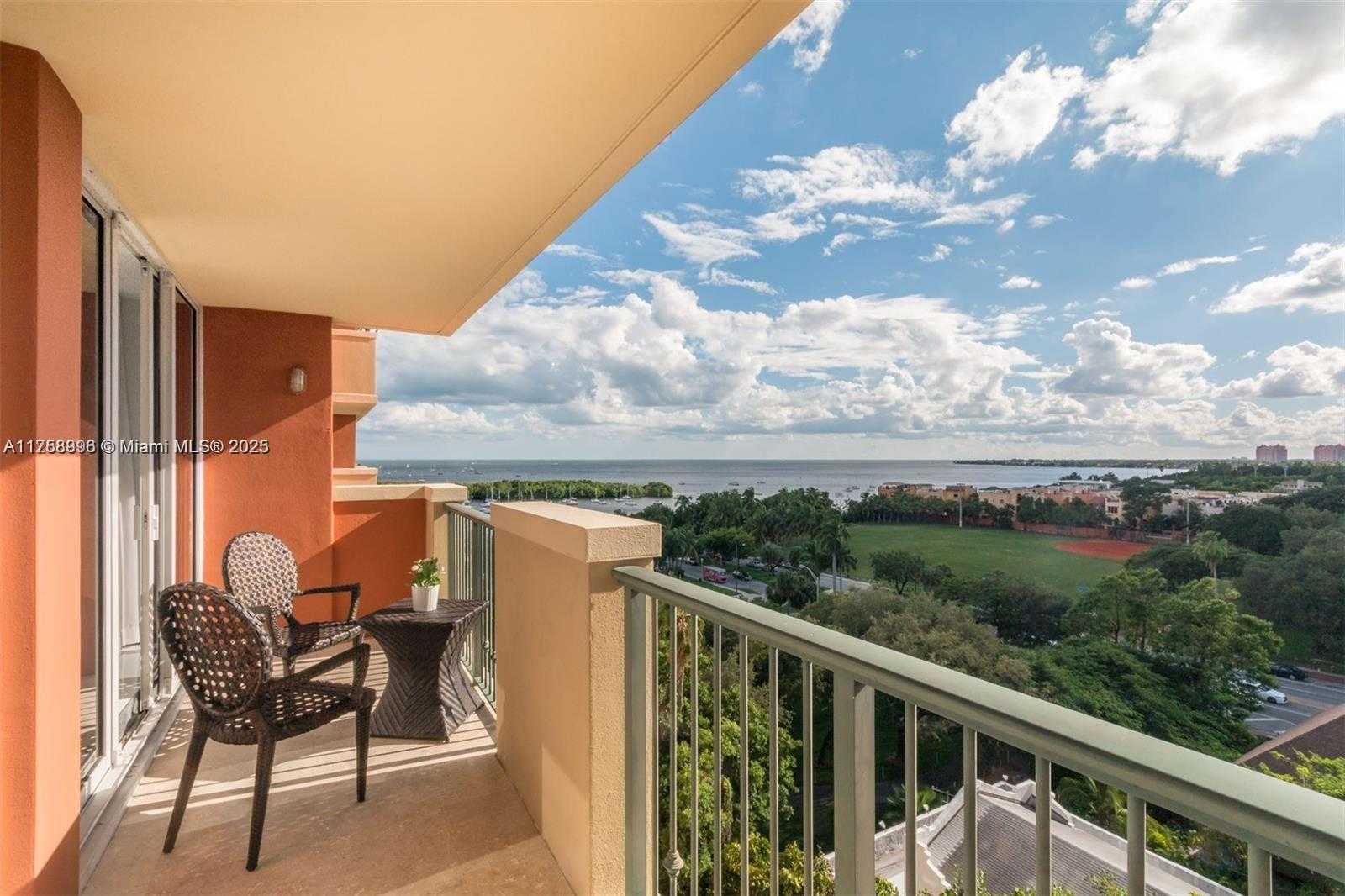 Small Image of 2951 SOUTH BAYSHORE DR #1008, Miami Number 19