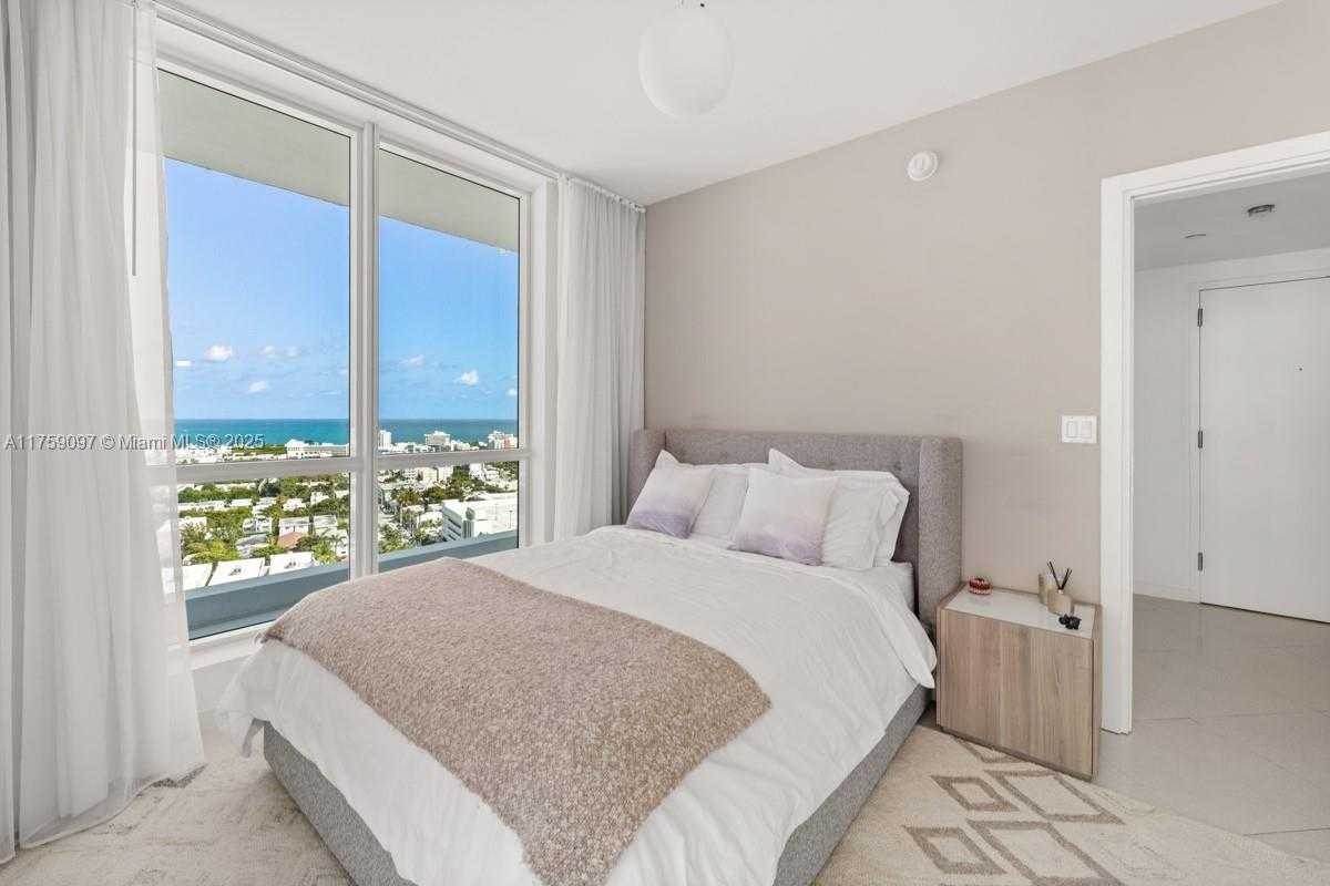 Small Image of 540 WEST AVE #2314, Miami Beach Number 12