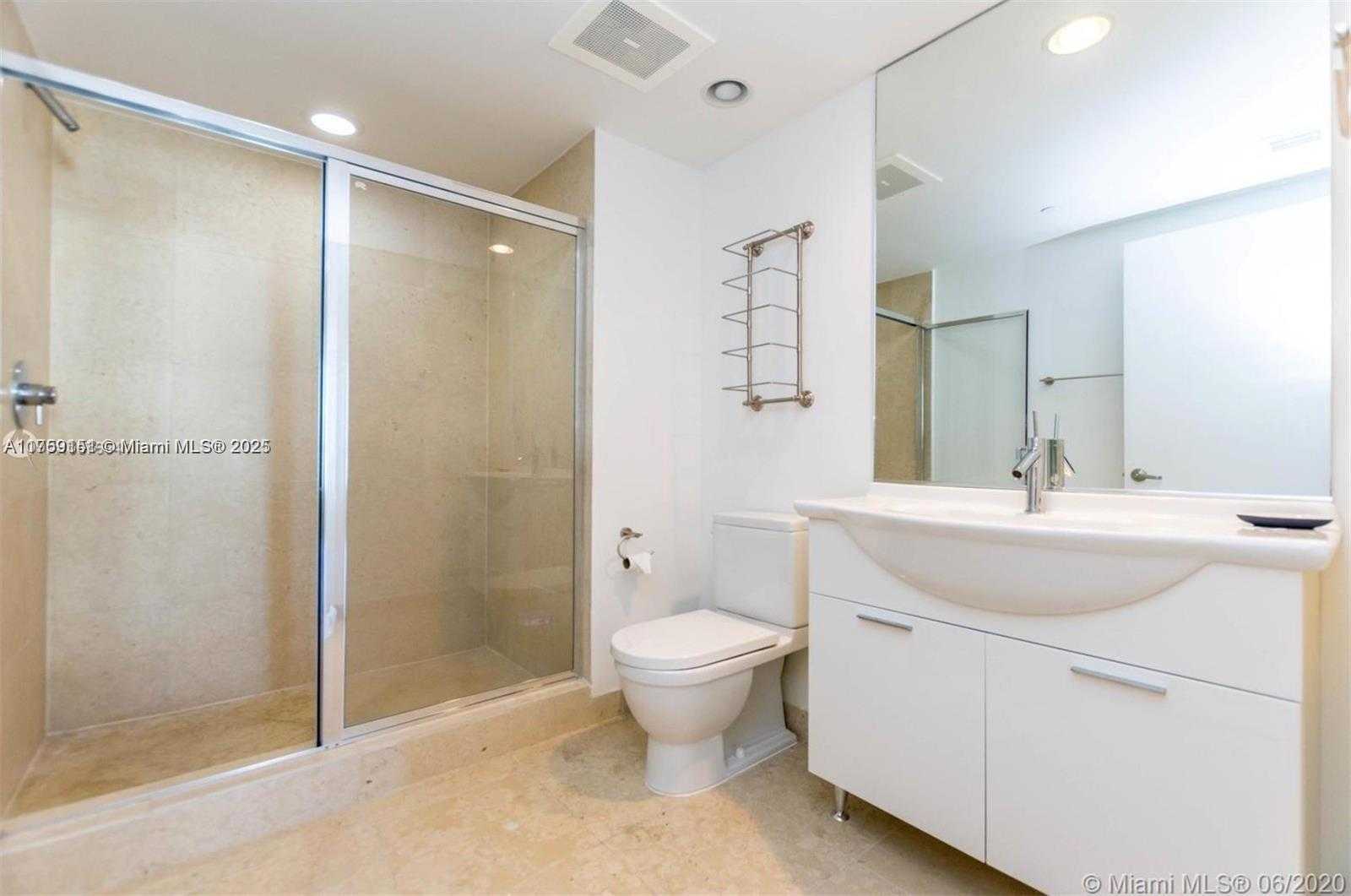 Small Image of 485 BRICKELL AVE #2302, Miami Number 28