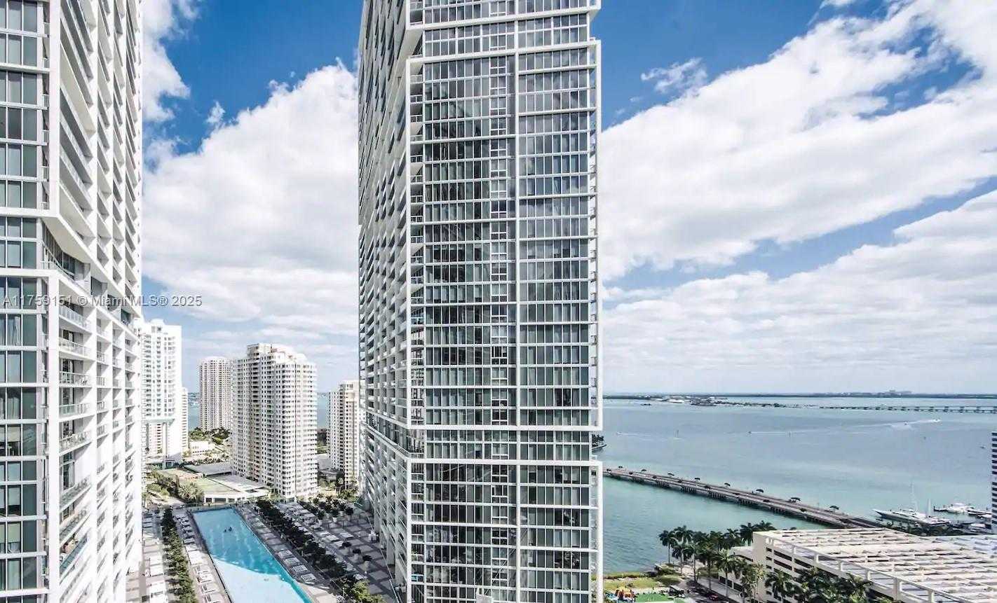 Small Image of 485 BRICKELL AVE #2302, Miami Number 35
