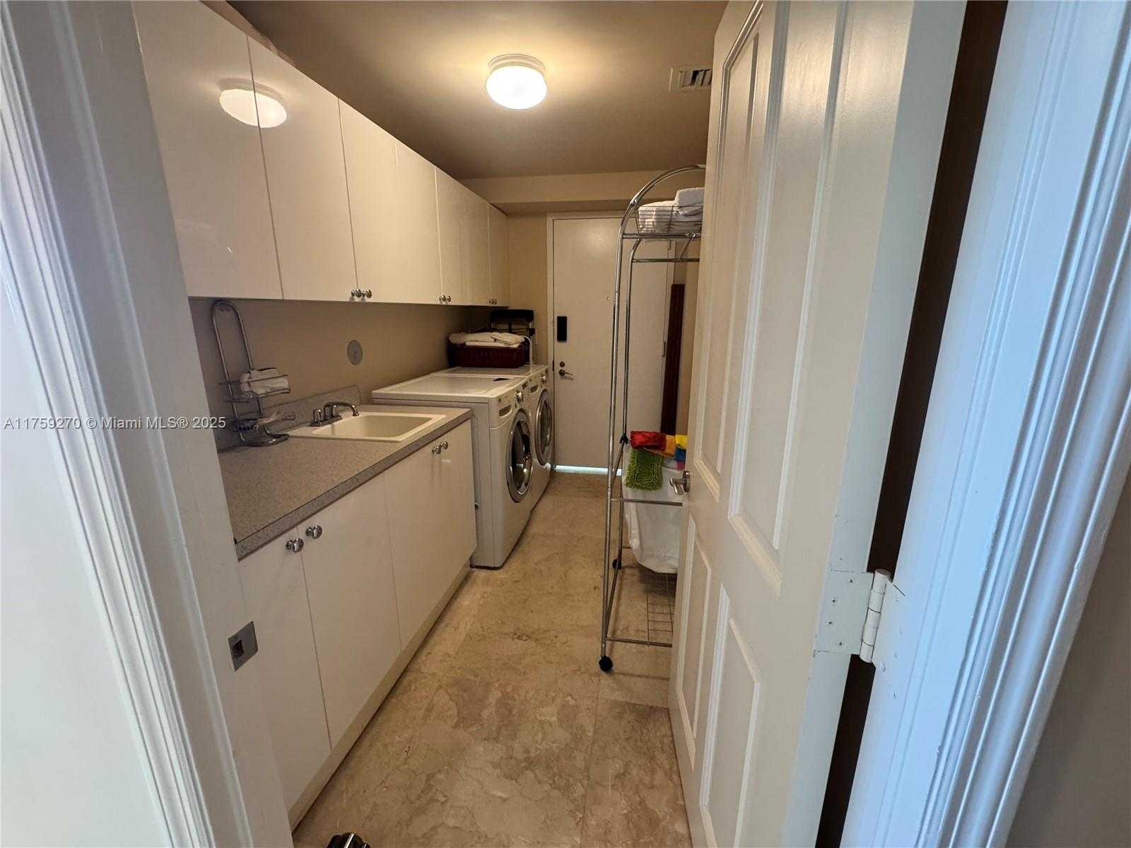 Small Image of 17875 COLLINS AVE #4306, Sunny Isles Beach Number 9