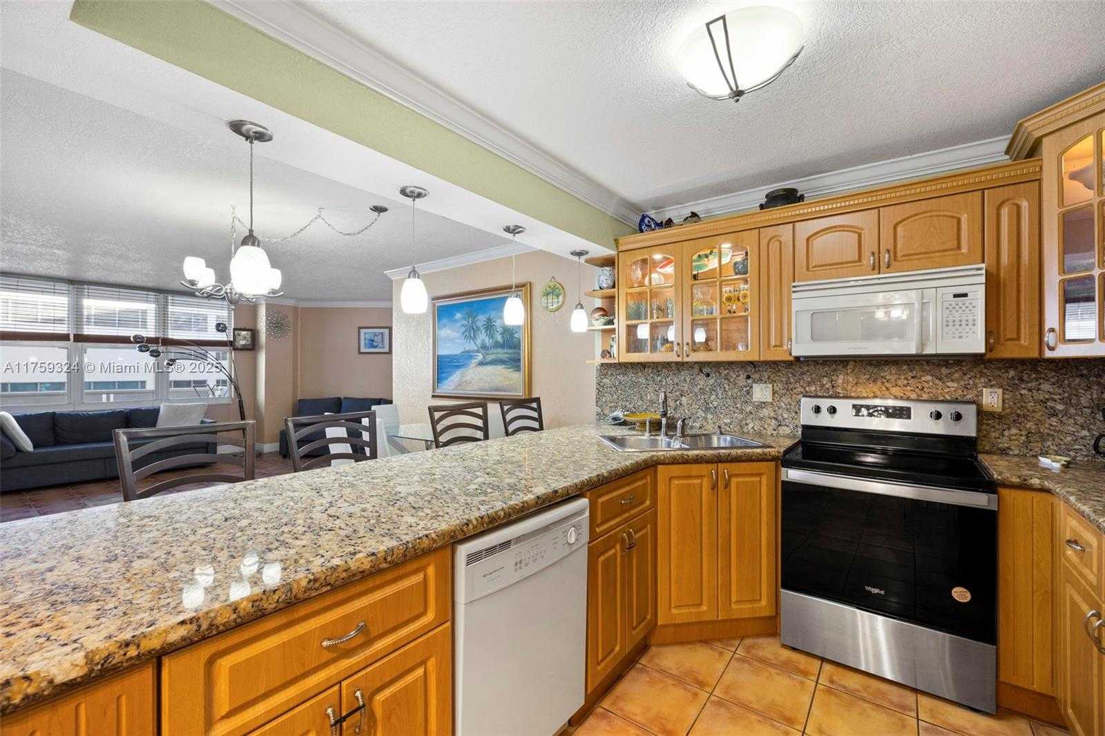 Small Image of 3725 SOUTH OCEAN DR #1021, Hollywood Number 11