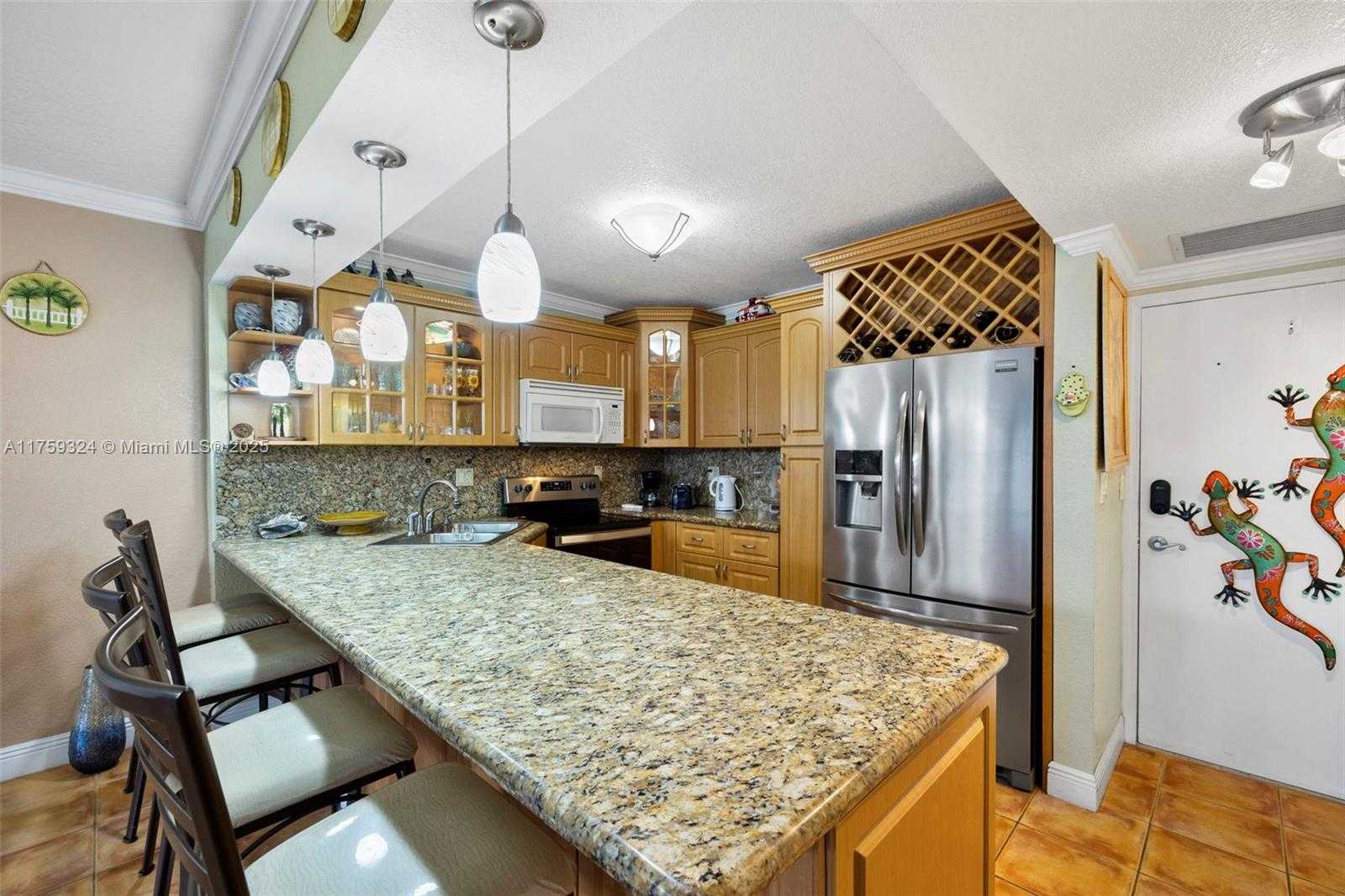 Small Image of 3725 SOUTH OCEAN DR #1021, Hollywood Number 12