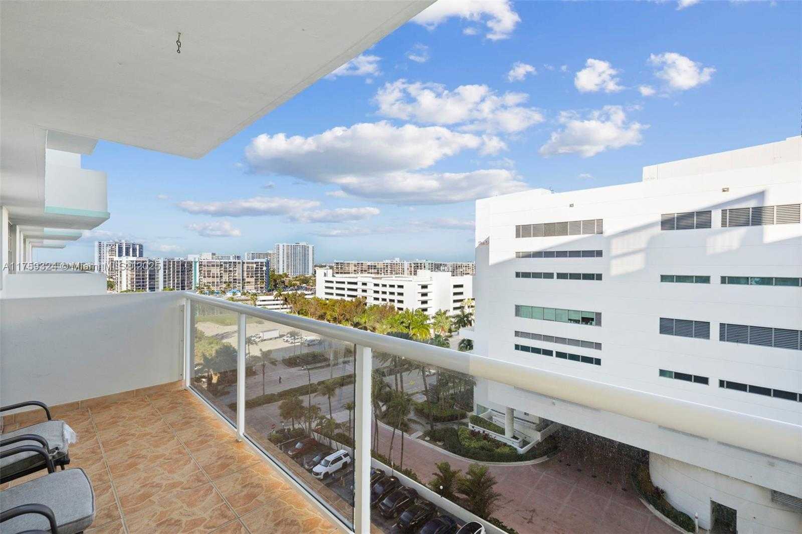 Small Image of 3725 SOUTH OCEAN DR #1021, Hollywood Number 17