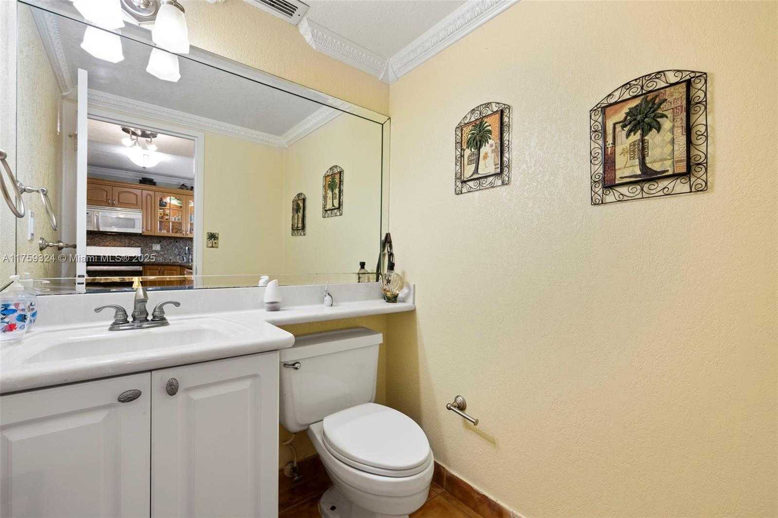 Small Image of 3725 SOUTH OCEAN DR #1021, Hollywood Number 26