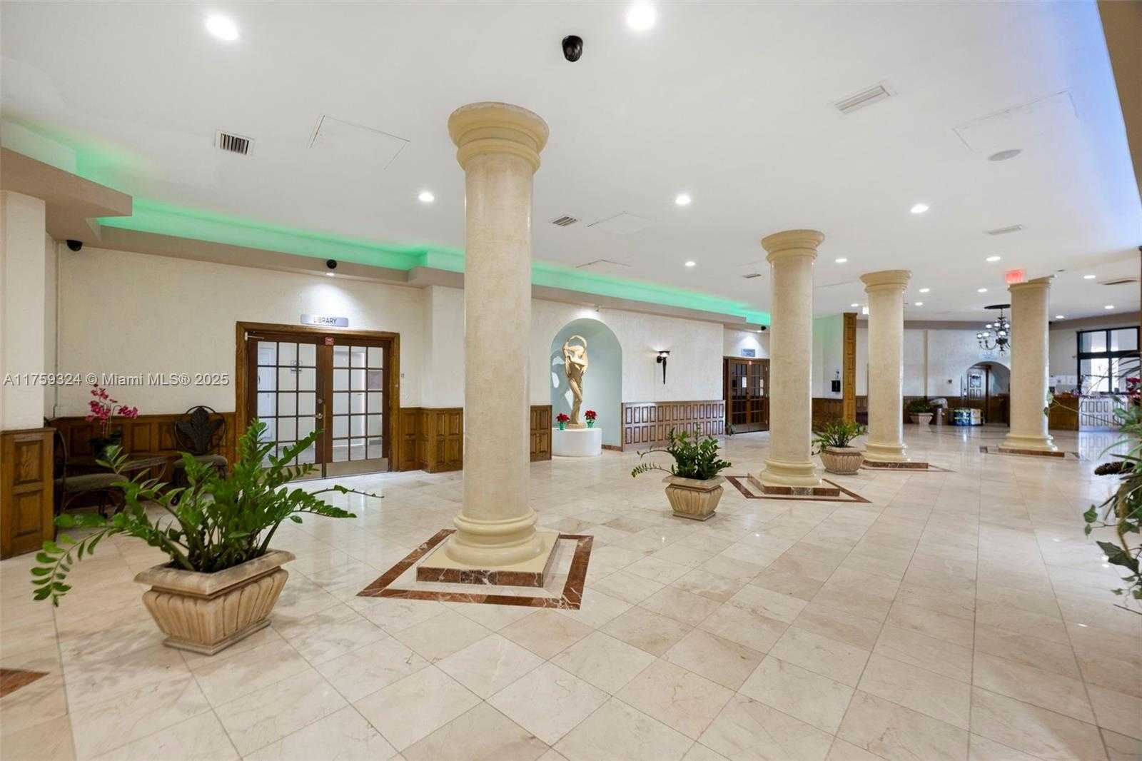 Small Image of 3725 SOUTH OCEAN DR #1021, Hollywood Number 5