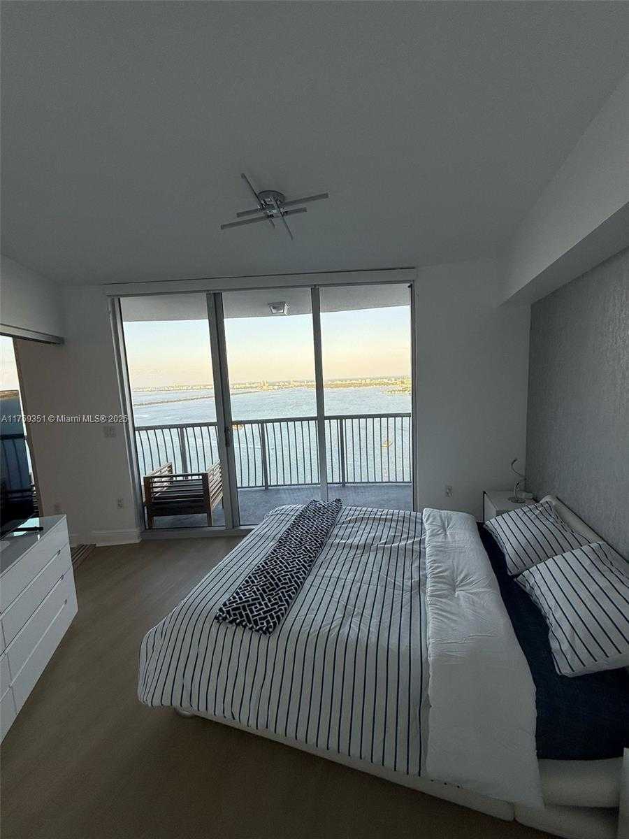 Small Image of 1750 NORTH BAYSHORE DR #5401, Miami Number 14