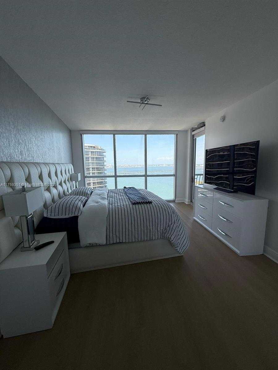 Small Image of 1750 NORTH BAYSHORE DR #5401, Miami Number 9
