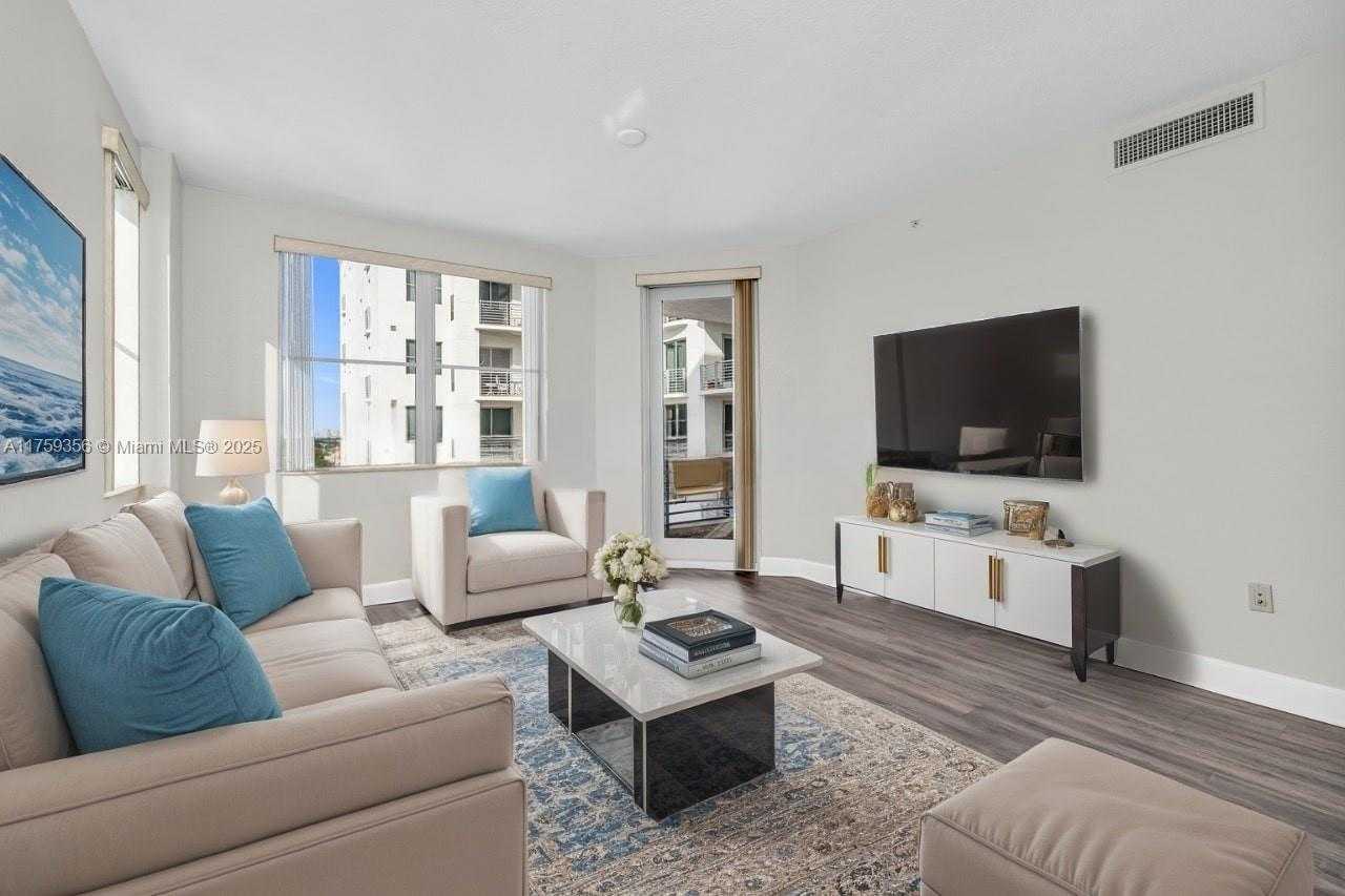 Small Image of 1830 RADIUS DR #1001, Hollywood Number 2