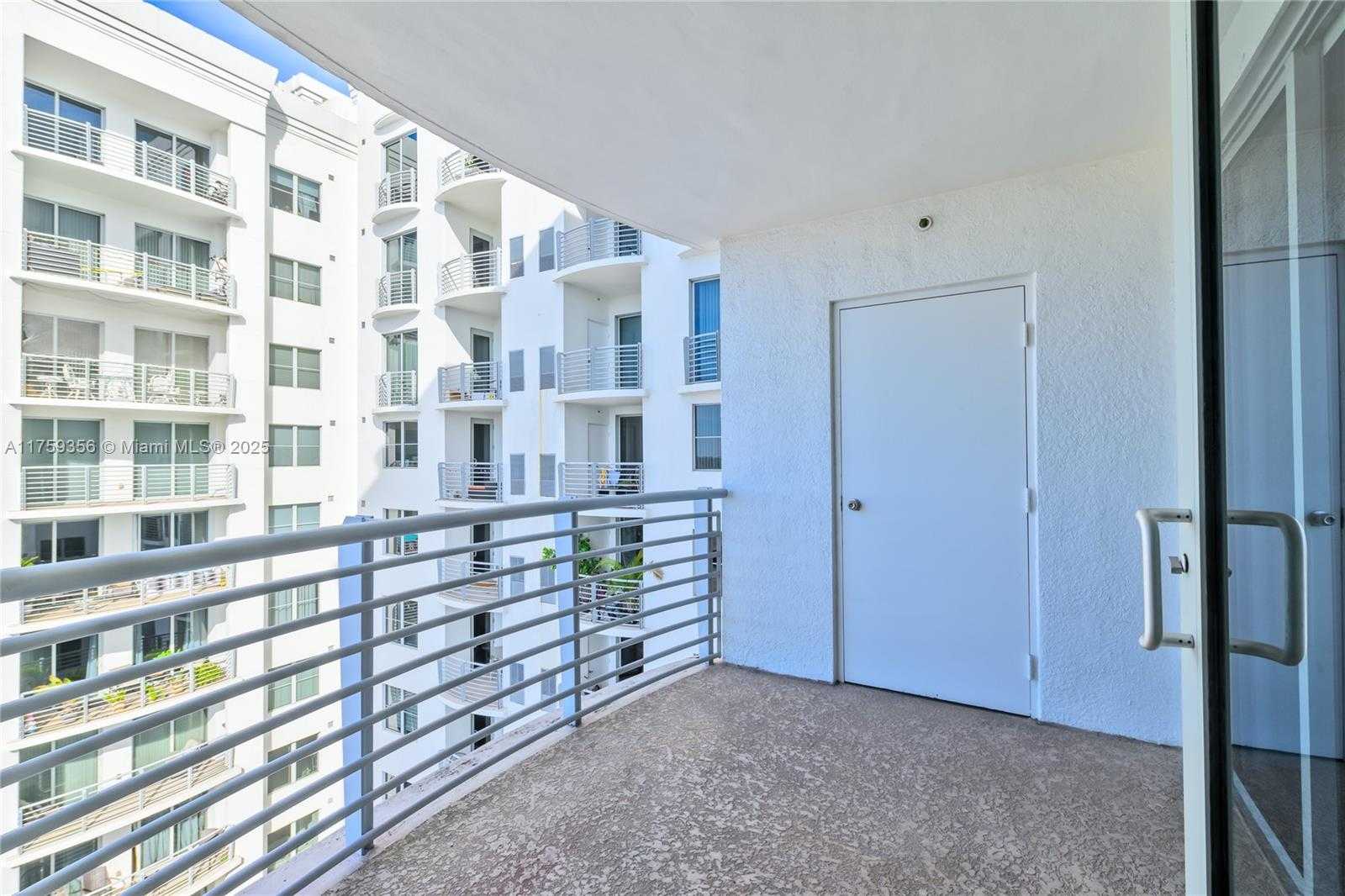 Small Image of 1830 RADIUS DR #1001, Hollywood Number 5