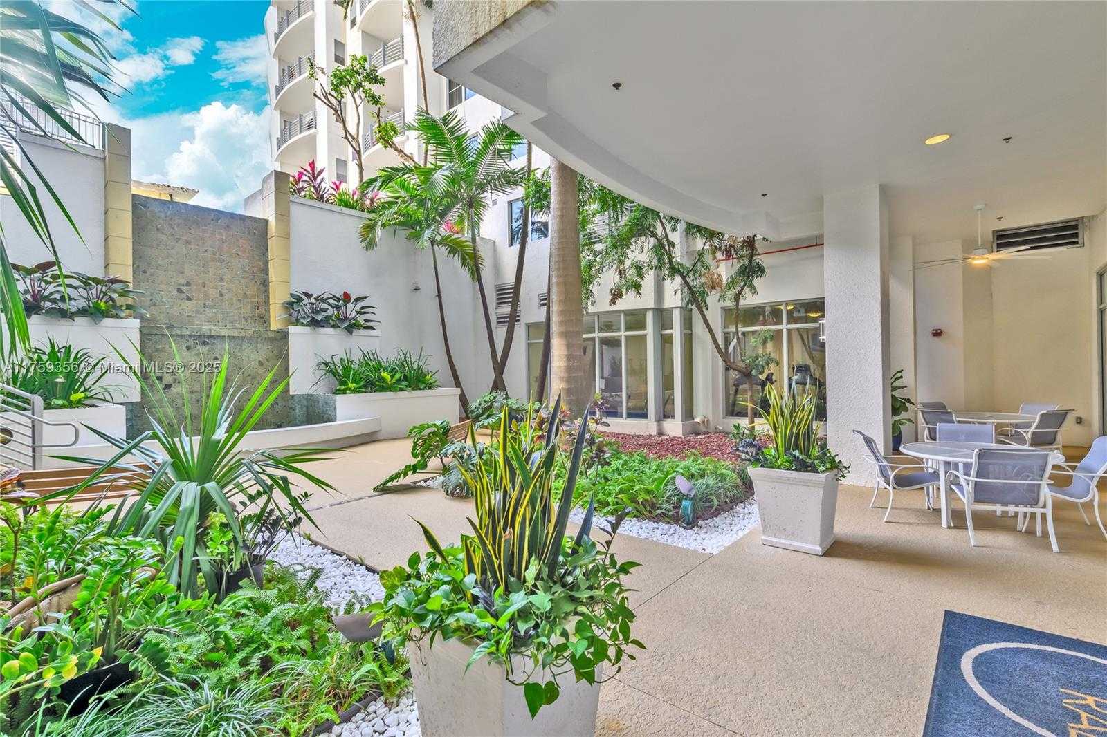 Small Image of 1830 RADIUS DR #1001, Hollywood Number 8