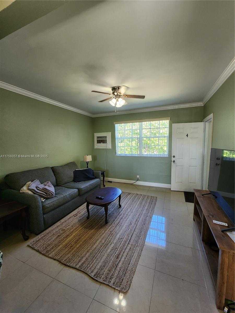 Small Image of 319 #4, Hollywood Number 4
