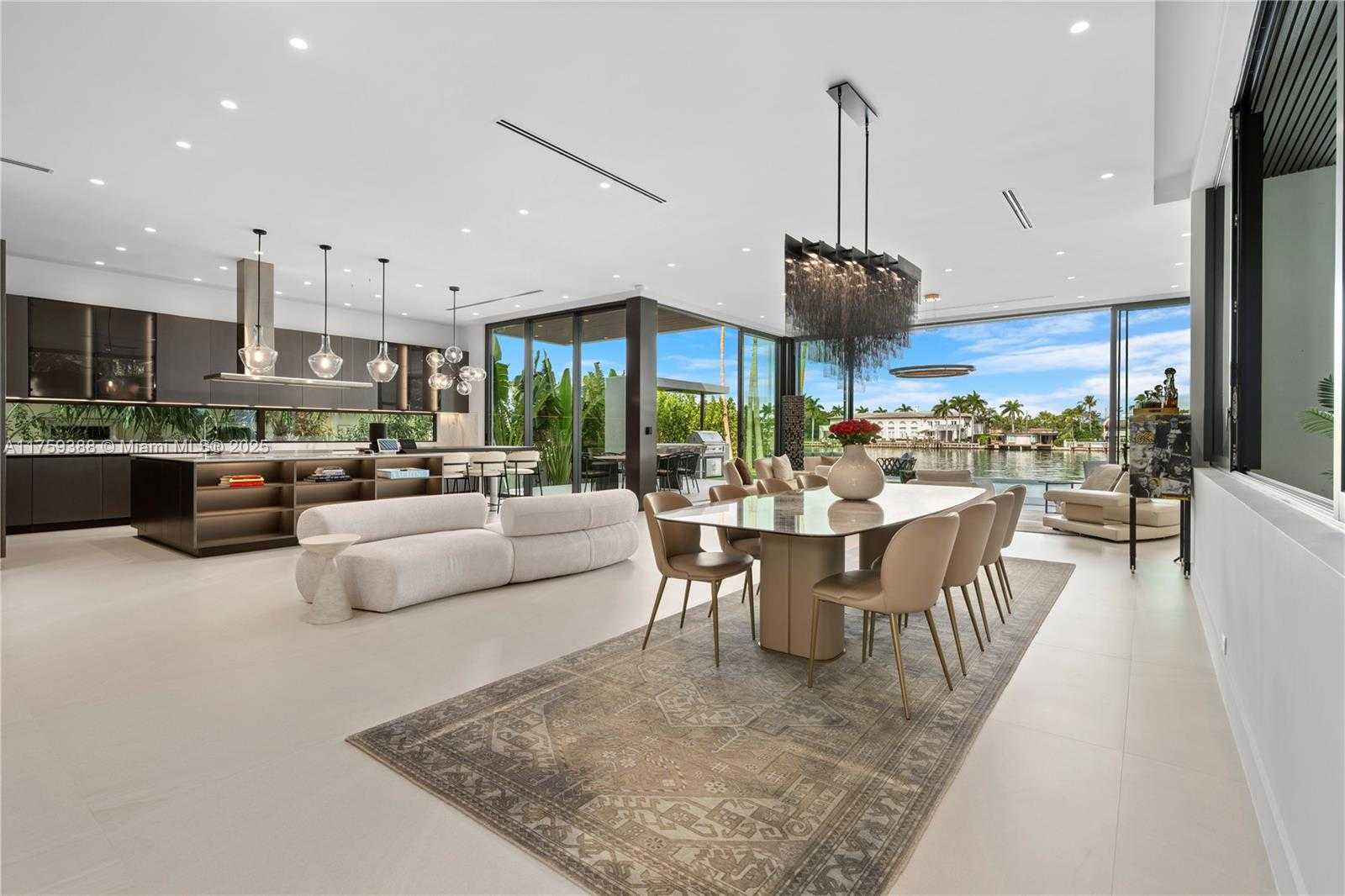 Small Image of 315 NORTH SHORE DR, Miami Beach Number 10