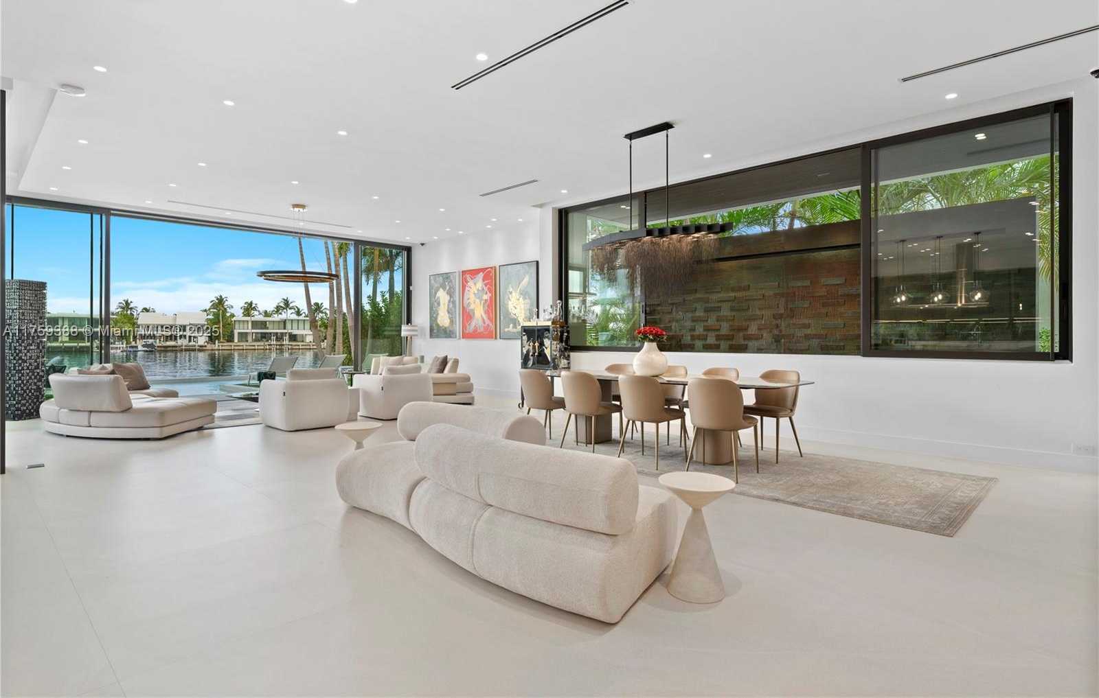 Small Image of 315 NORTH SHORE DR, Miami Beach Number 14