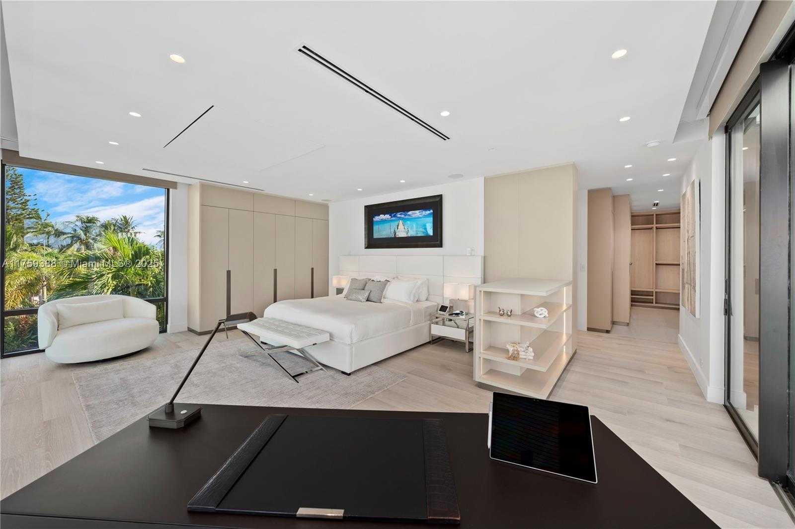 Small Image of 315 NORTH SHORE DR, Miami Beach Number 30