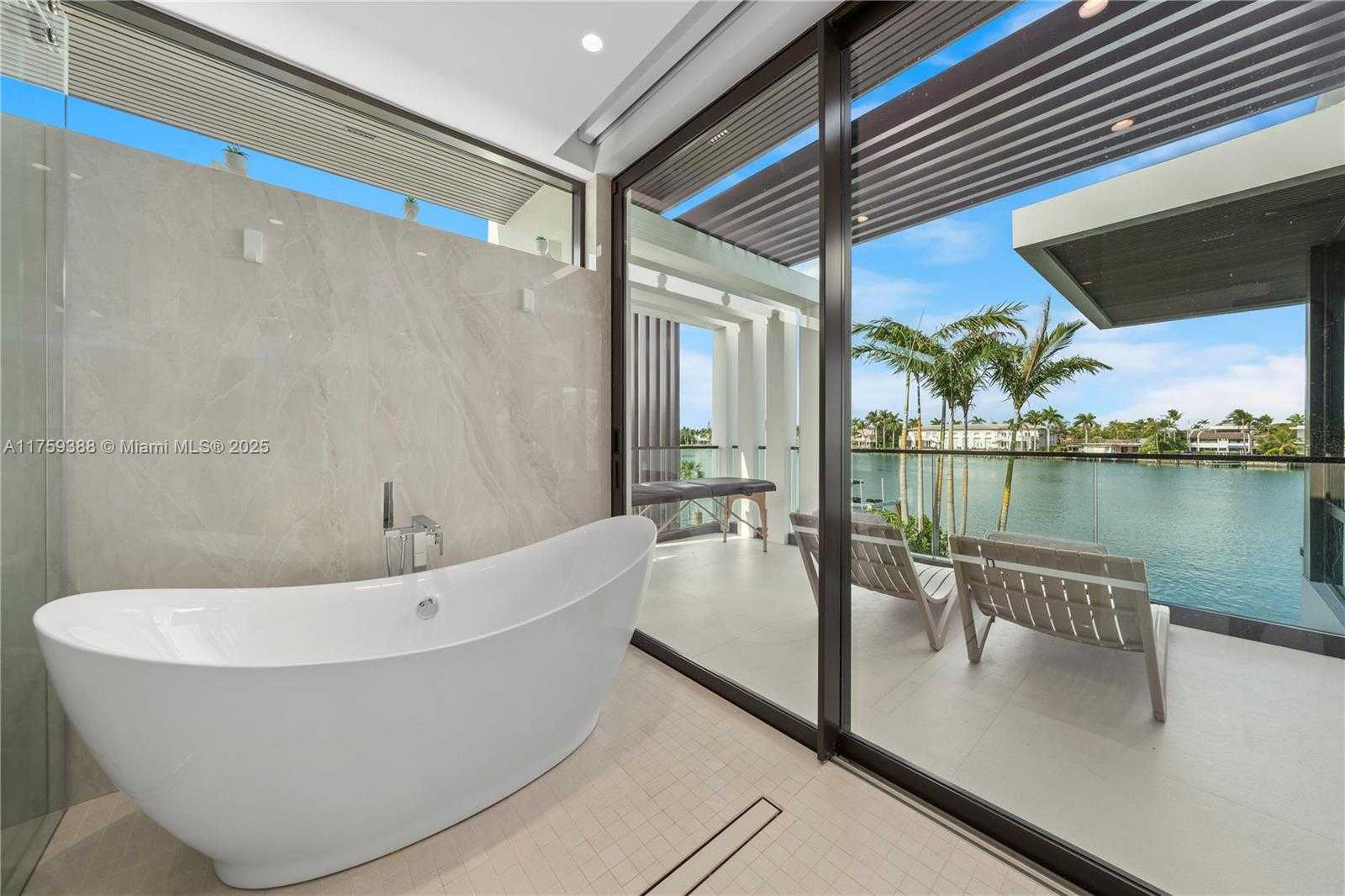 Small Image of 315 NORTH SHORE DR, Miami Beach Number 39