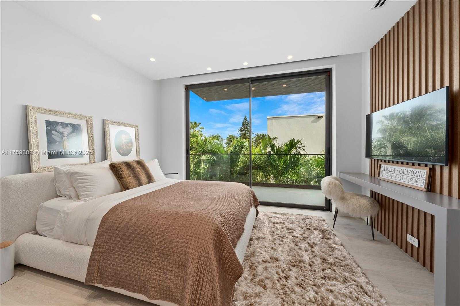 Small Image of 315 NORTH SHORE DR, Miami Beach Number 48