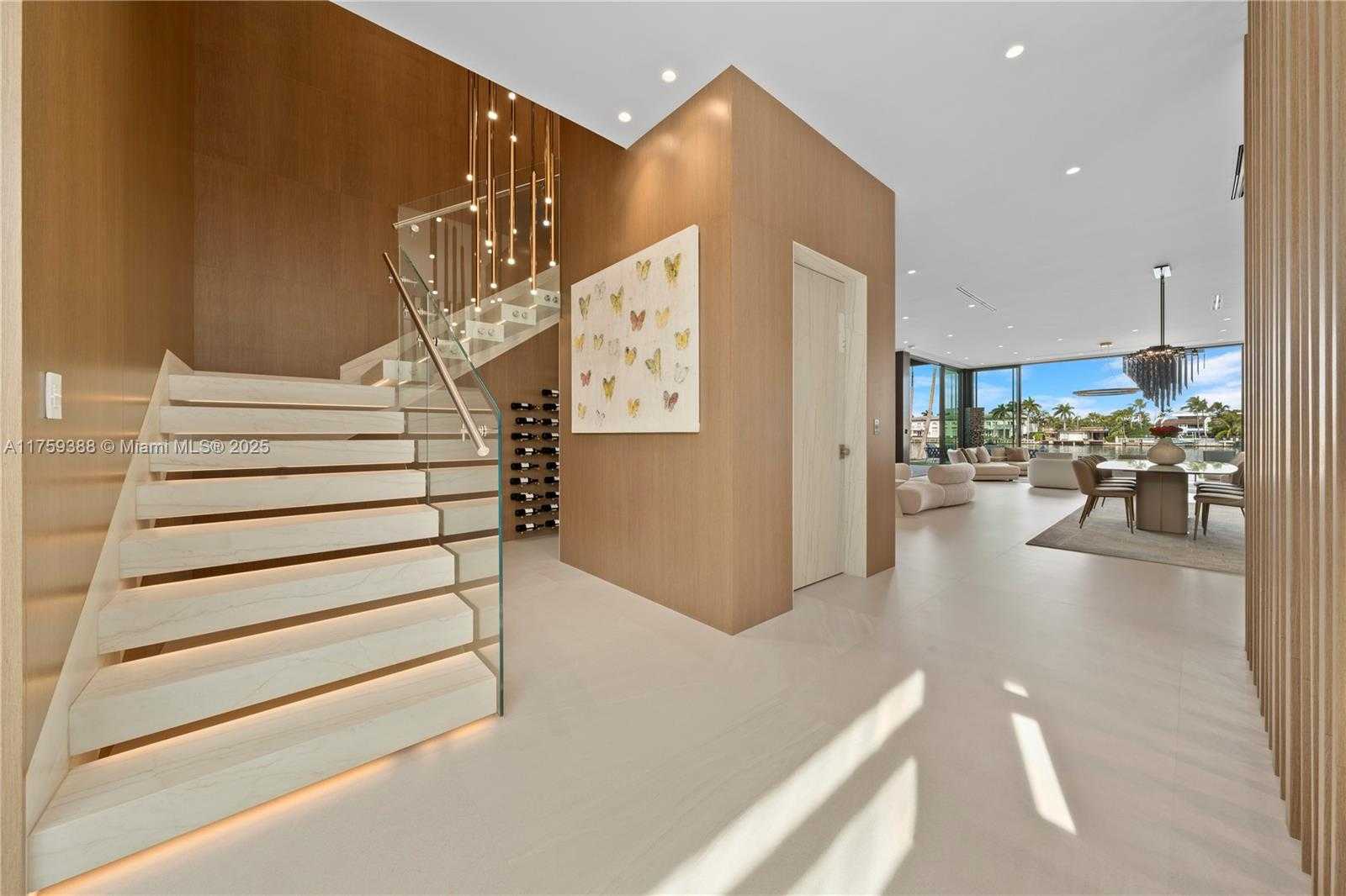 Small Image of 315 NORTH SHORE DR, Miami Beach Number 5