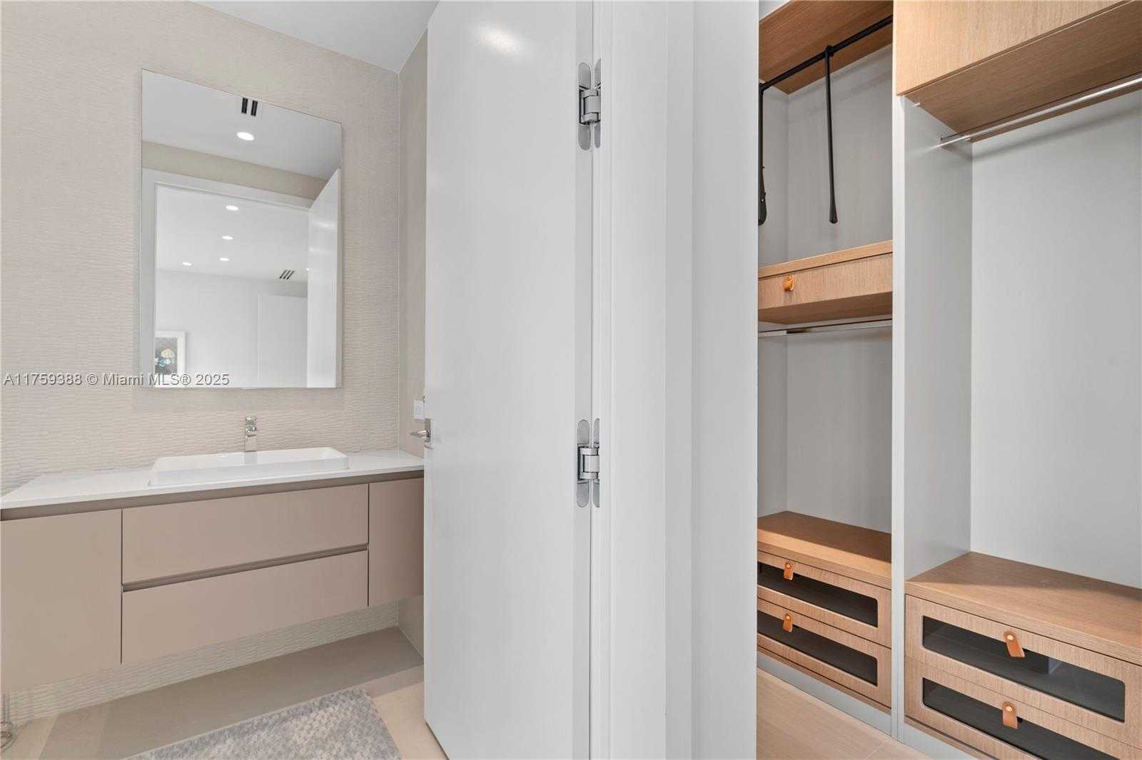 Small Image of 315 NORTH SHORE DR, Miami Beach Number 50