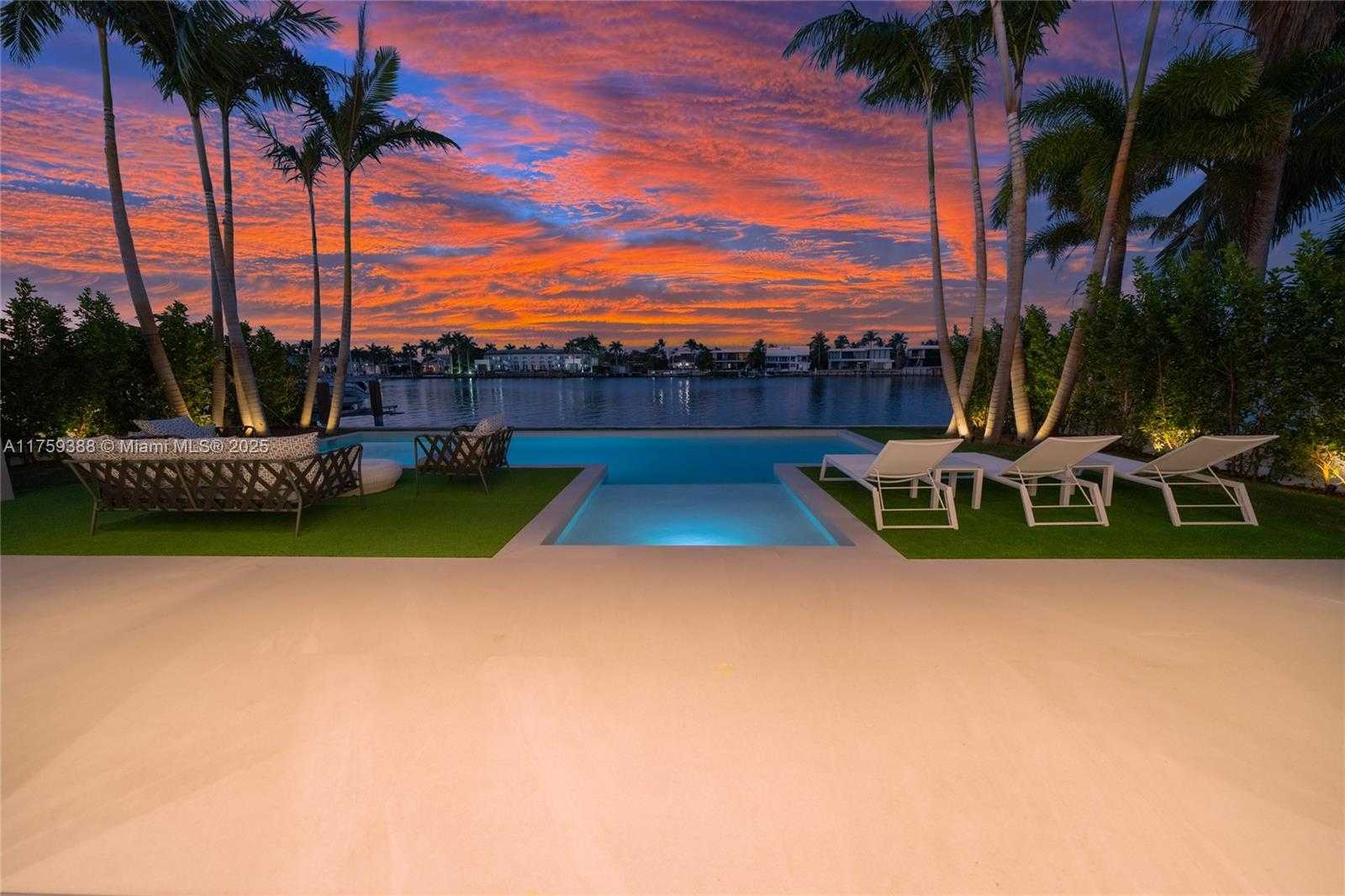 Small Image of 315 NORTH SHORE DR, Miami Beach Number 56