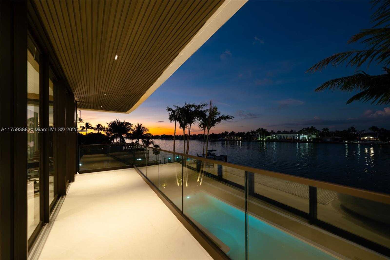 Small Image of 315 NORTH SHORE DR, Miami Beach Number 59
