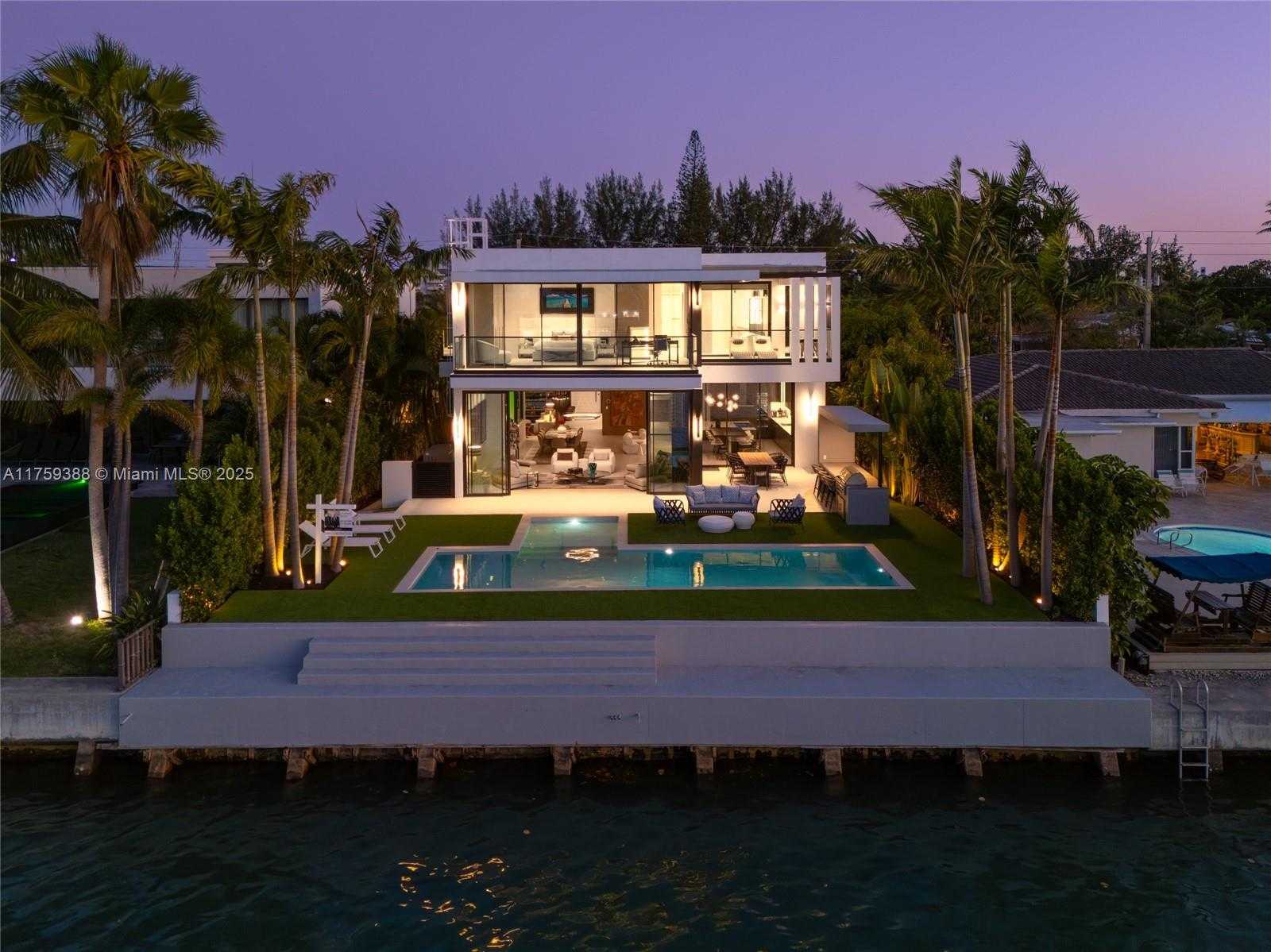 Small Image of 315 NORTH SHORE DR, Miami Beach Number 67