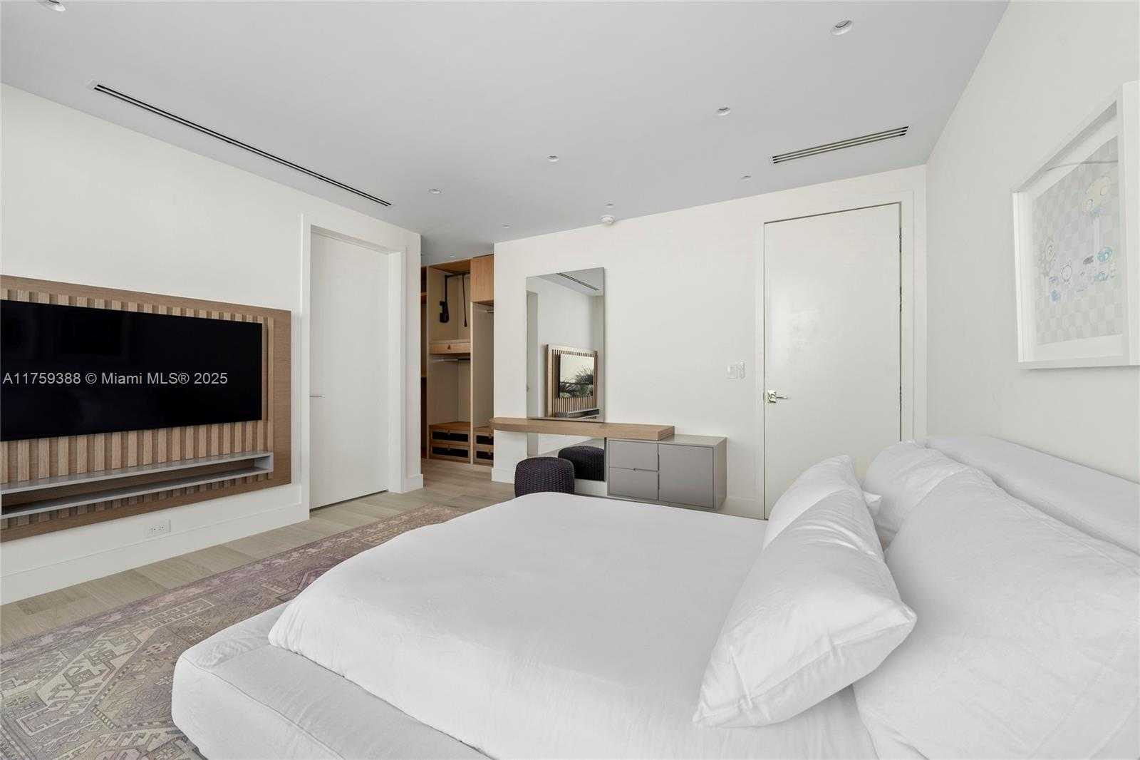 Small Image of 315 NORTH SHORE DR, Miami Beach Number 89