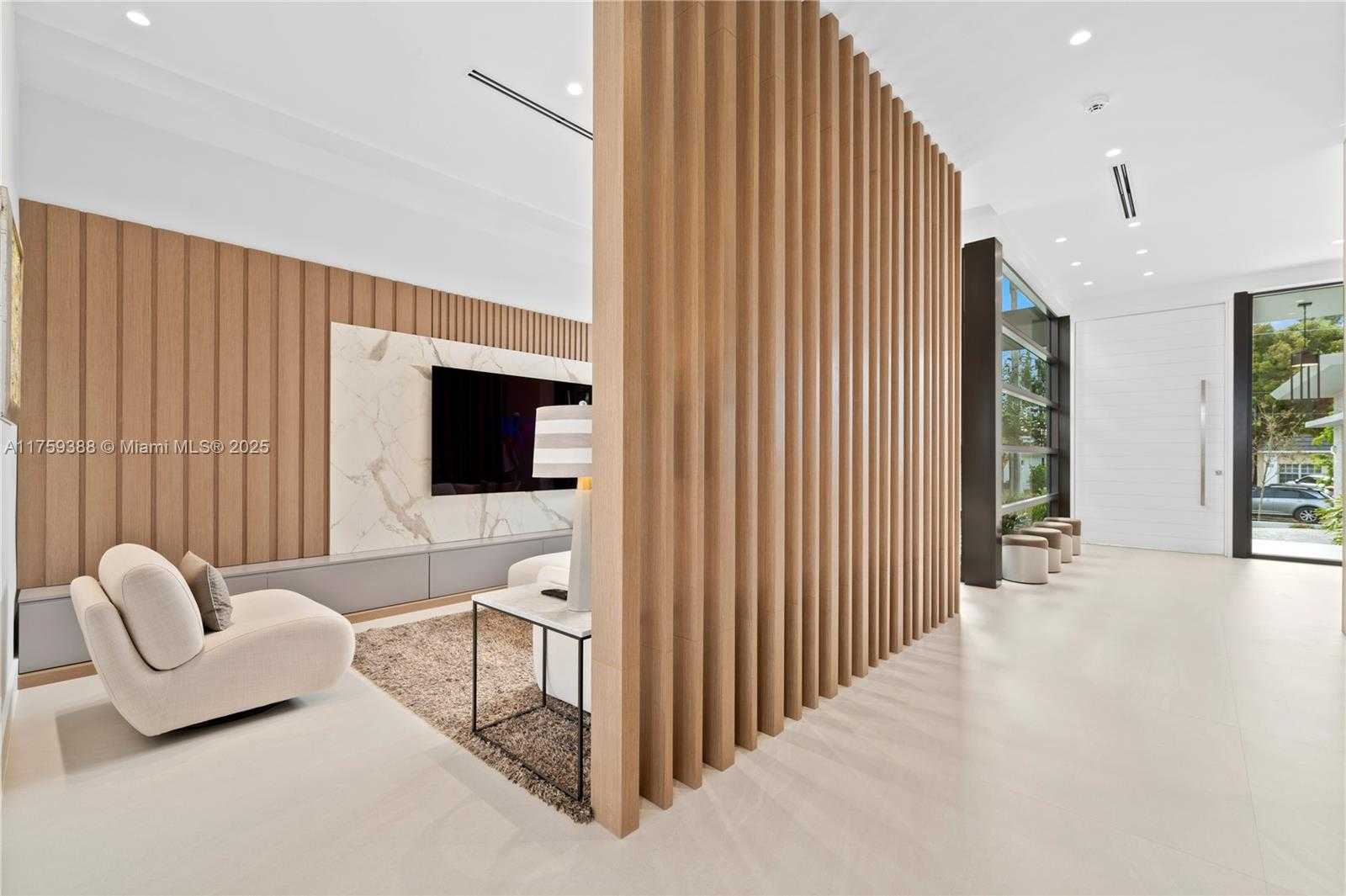 Small Image of 315 NORTH SHORE DR, Miami Beach Number 9