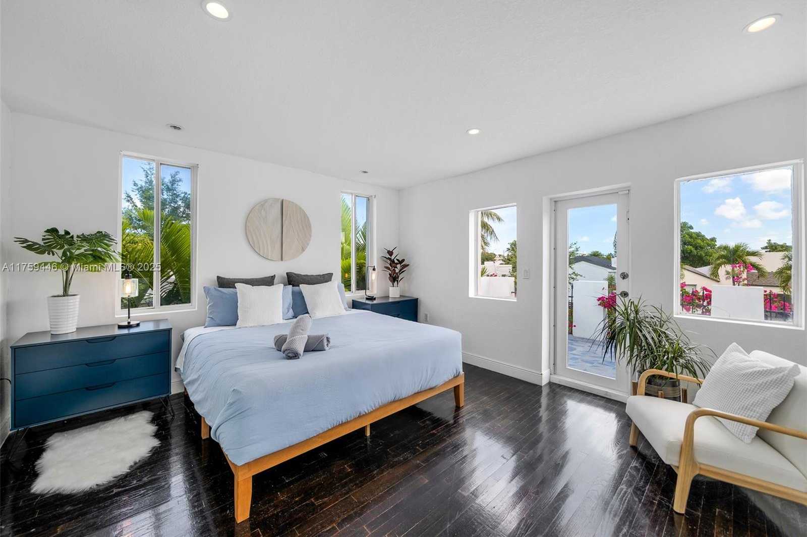 Small Image of 1745 SOUTH WEST 10TH ST, Miami Number 21