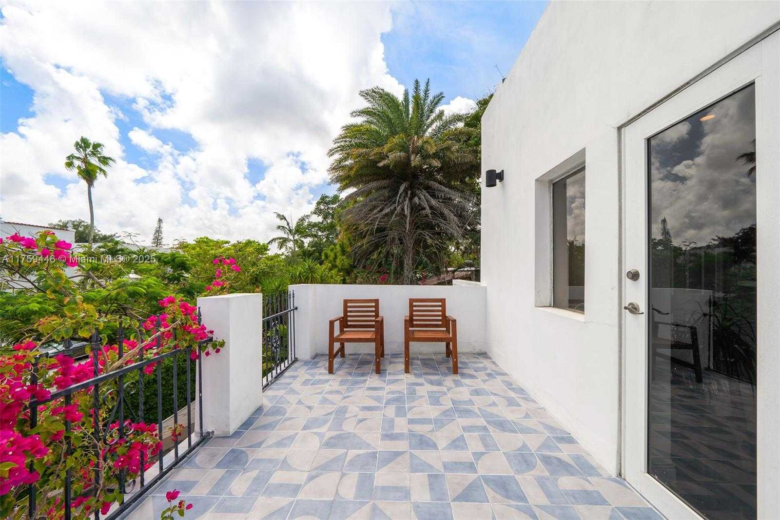 Small Image of 1745 SOUTH WEST 10TH ST, Miami Number 22