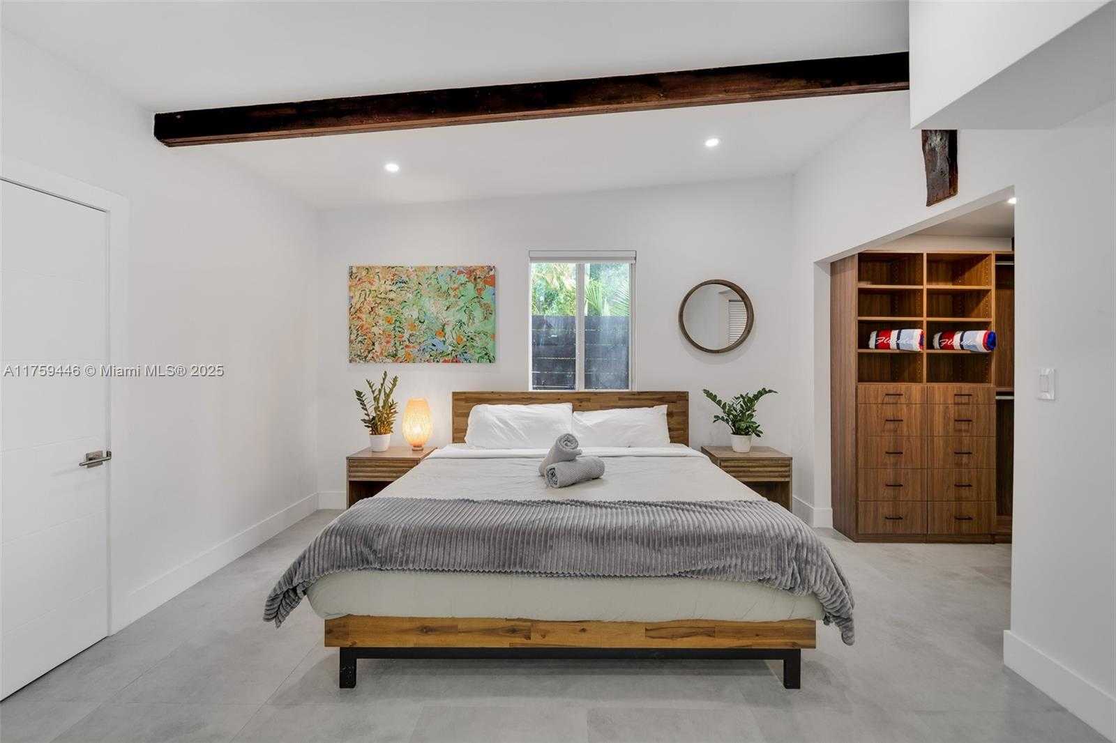 Small Image of 1745 SOUTH WEST 10TH ST, Miami Number 37