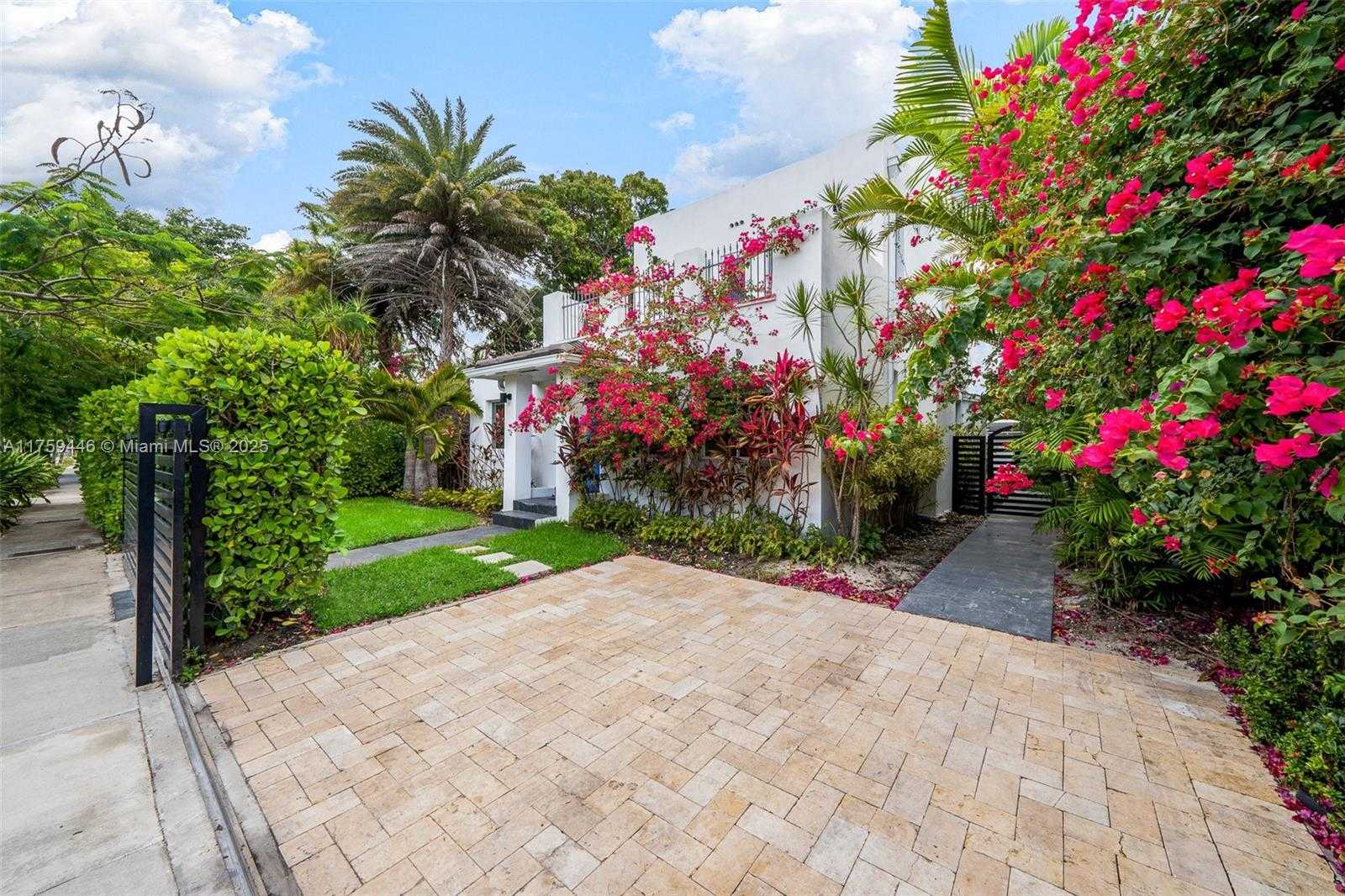 Small Image of 1745 SOUTH WEST 10TH ST, Miami Number 46