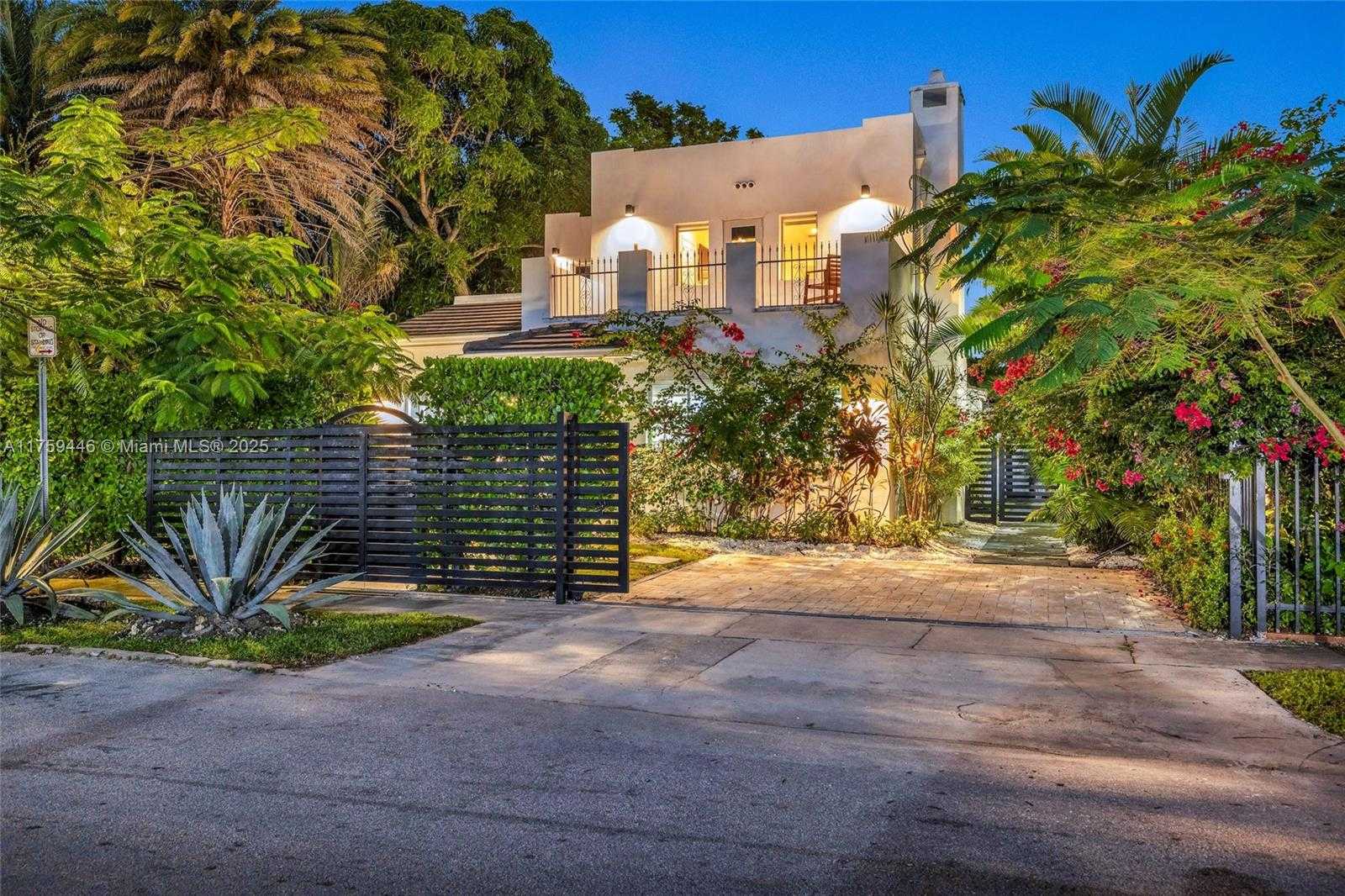 Small Image of 1745 SOUTH WEST 10TH ST, Miami Number 47