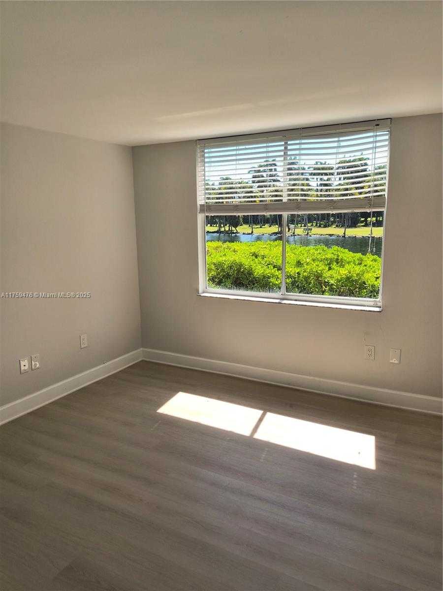 Small Image of 1740 NORTH WEST N RIVER DR #120, Miami Number 10