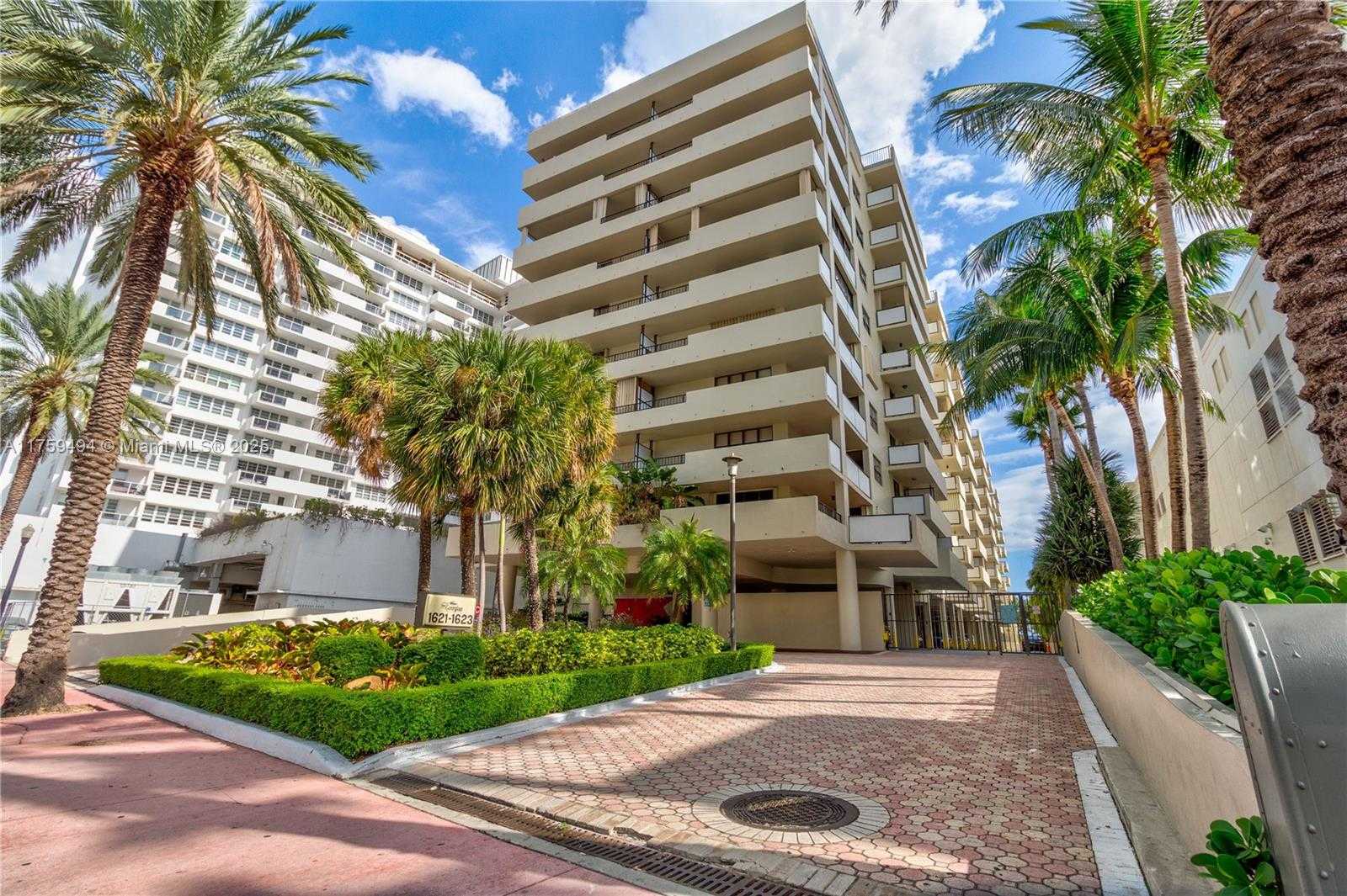 Small Image of 1623 Collins Ave, Miami Beach, FL 33139, USA Number 14
